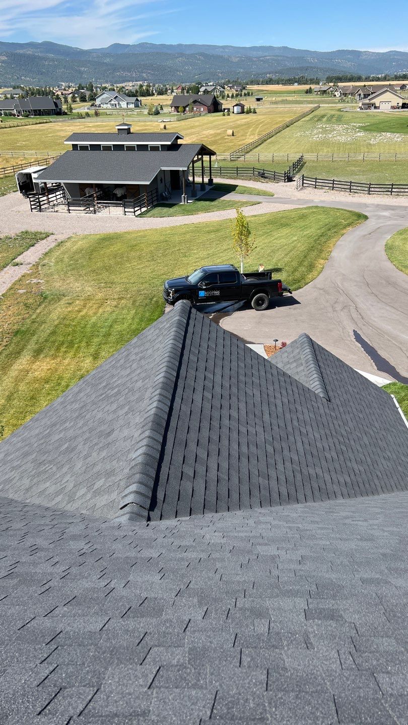 Owens Corning TruDefinition Duration - Onyx Black by Montana Roofing Solutions