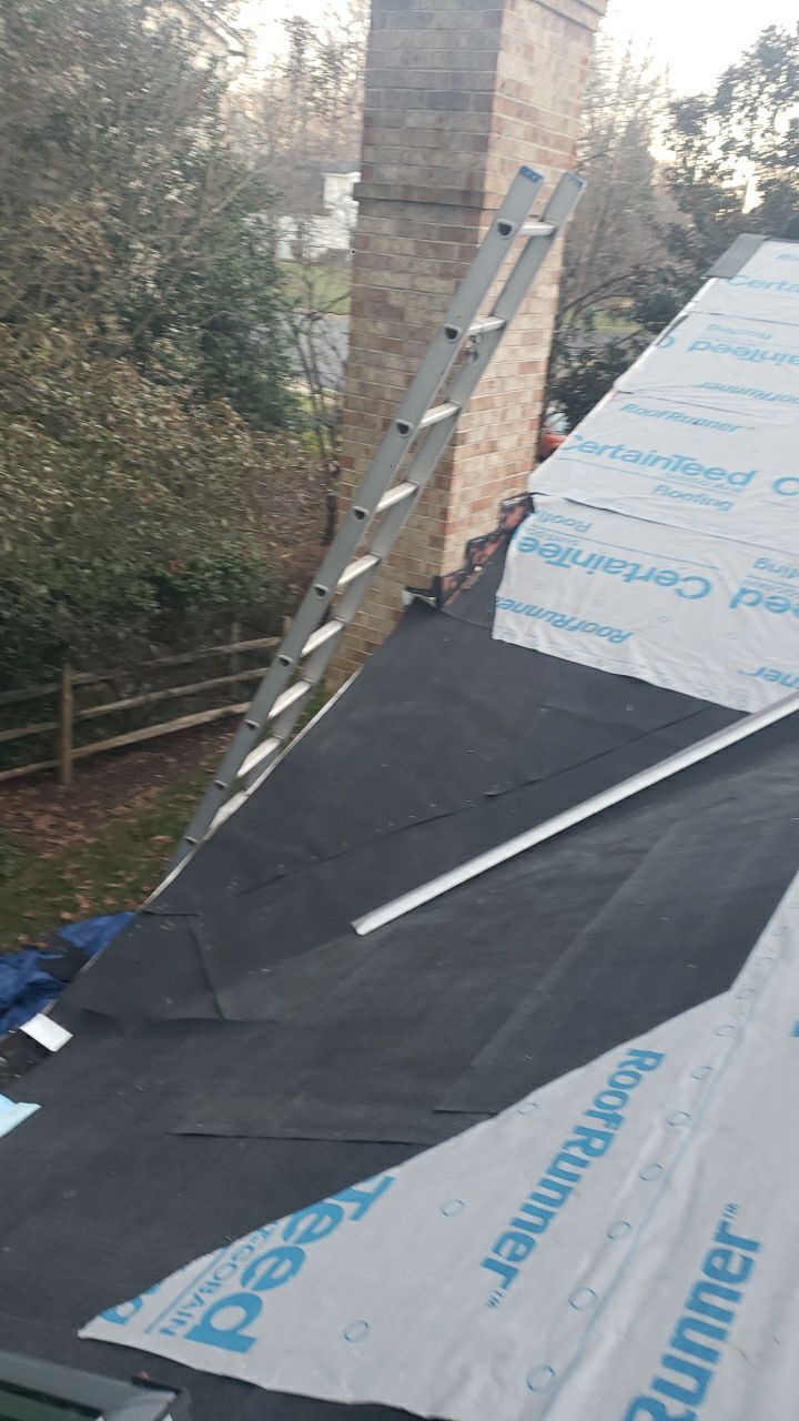 Vienna: Certainteed Landmark Pro Designer Shingles in Max Def Driftwood by RM Banning, Inc.