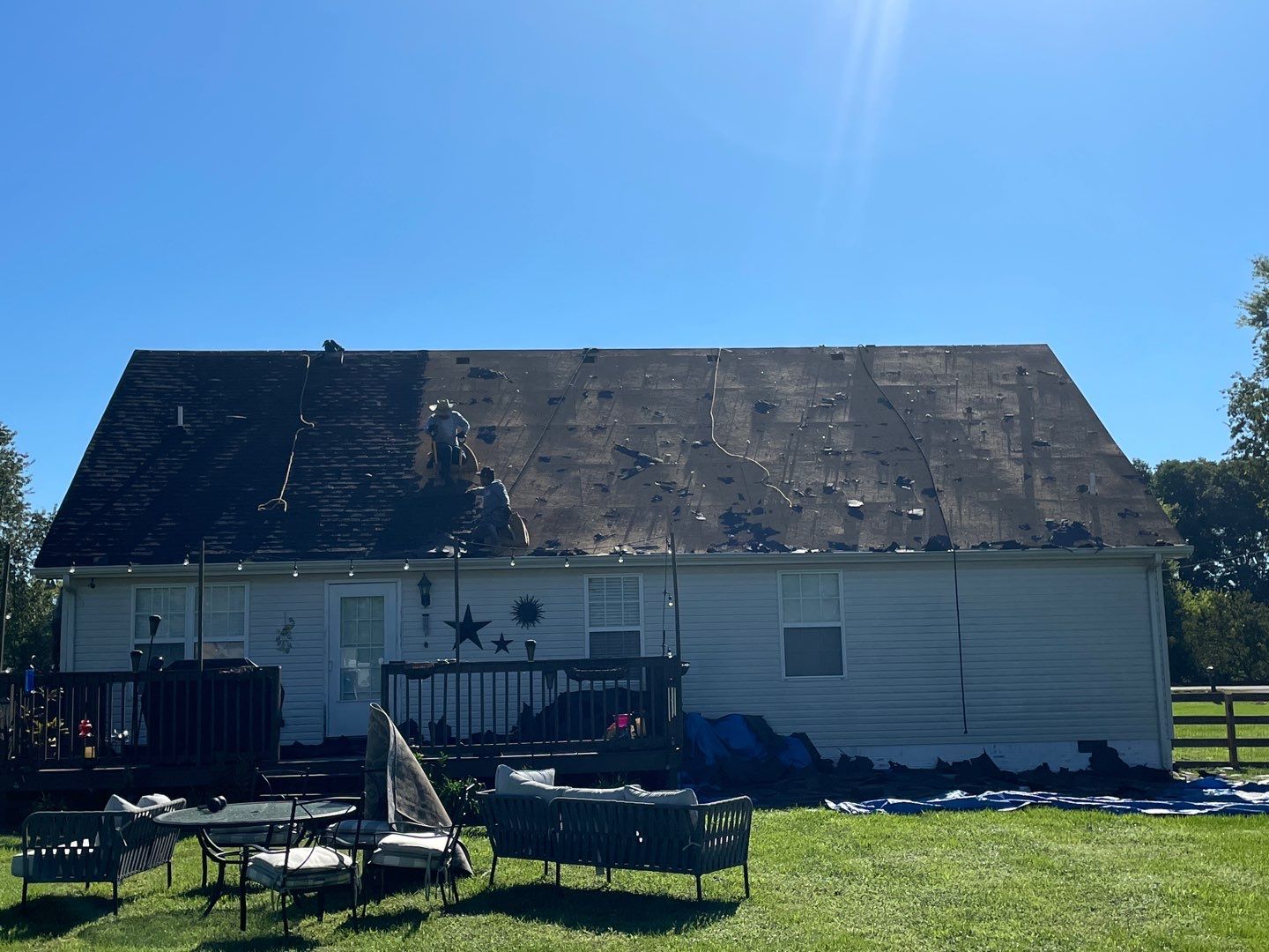 Residential Roofing Installation using Owens Corning Oakridge Roofing System by Undersun Roofing 