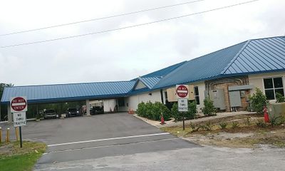 Residential Roofing Installation using 1.5'' Mechanical Seam
