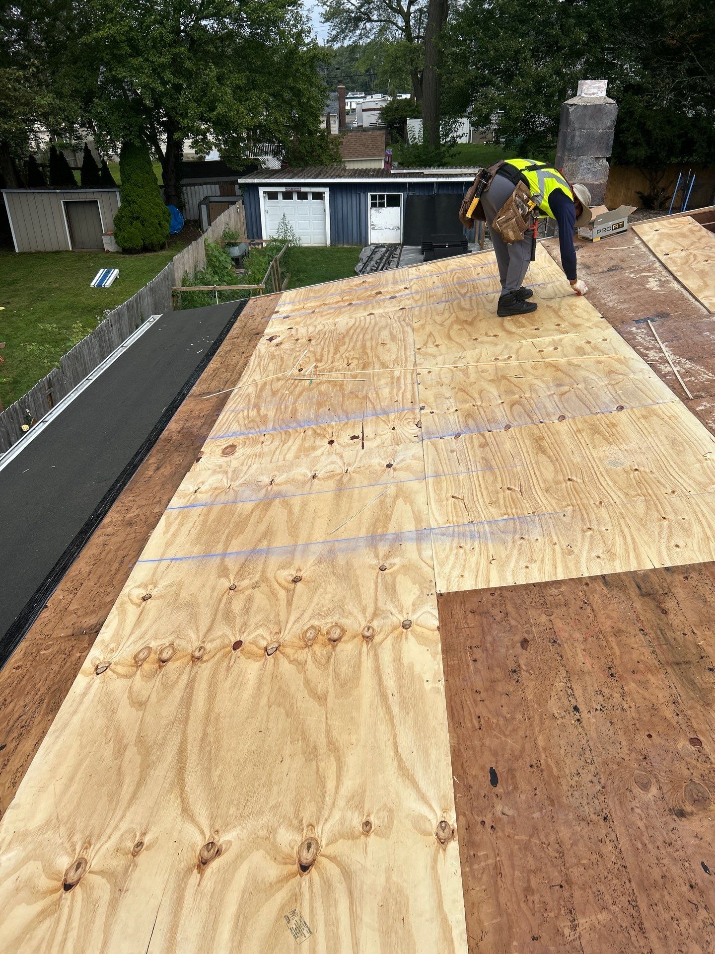 Atlas Pinnacle Pristine: Hickory in Wolcott by Golden Shield Roofing