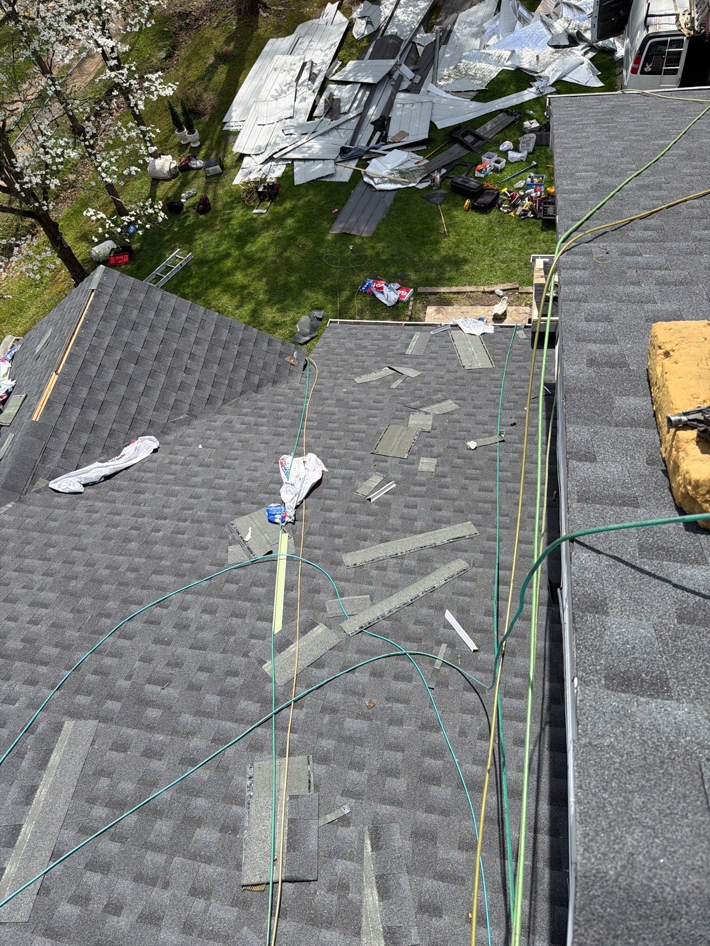Residential Roofing Installation using GAF Timberline HDZ Charcoal by Rainstoppers Roofing