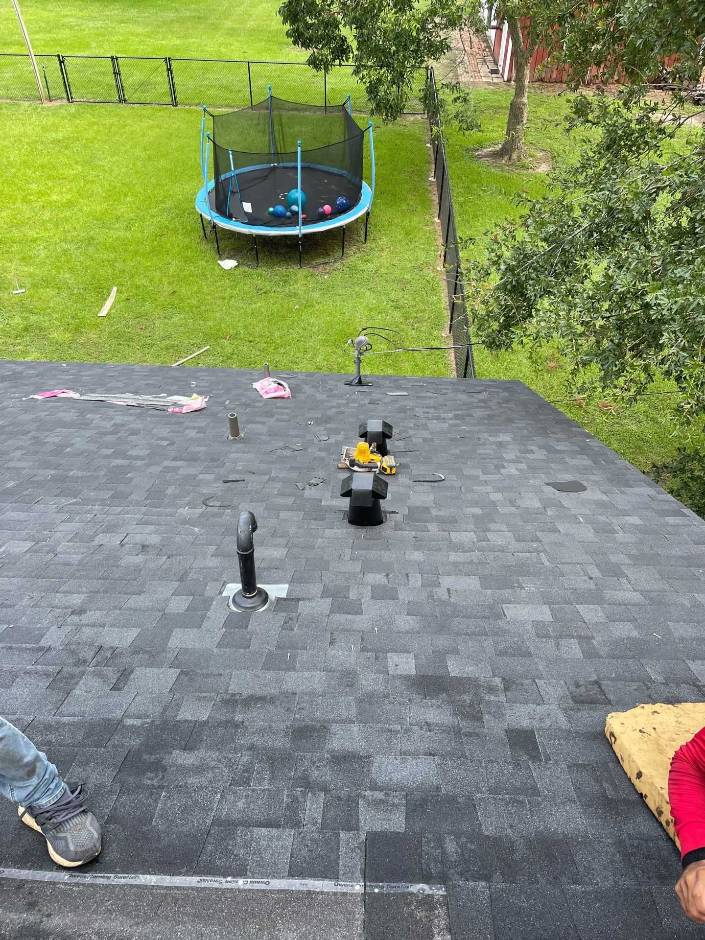 Residential Roofing Installation using Owen's Corning Duration (Lifetime) Shingles by Roof Repair Company