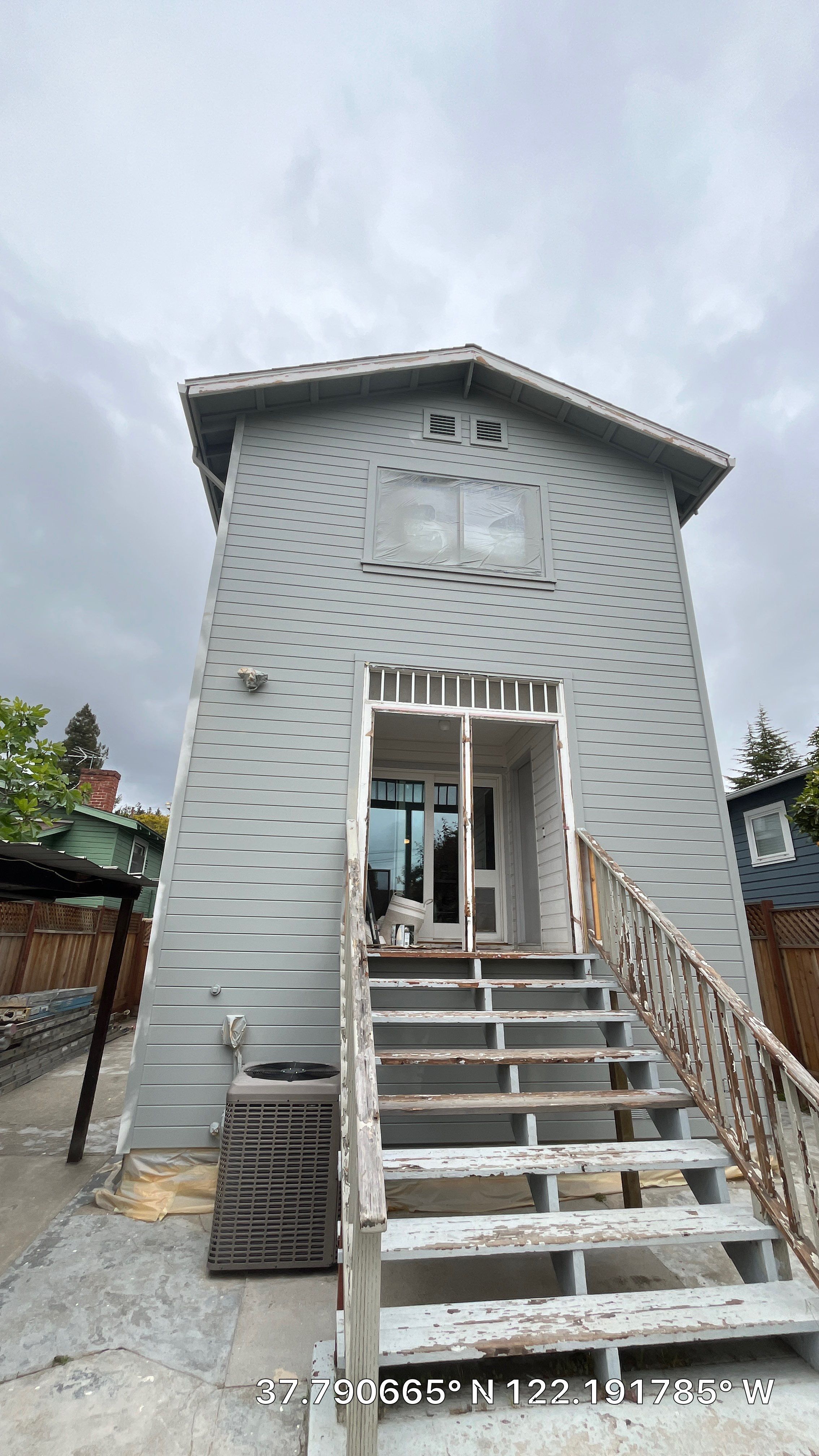 Project in Oakland by Herrera’s Bay Area Painting inc.