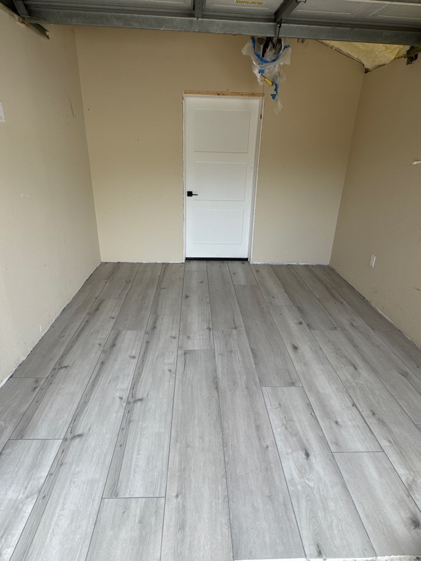 Tile by Vrmmm Flooring