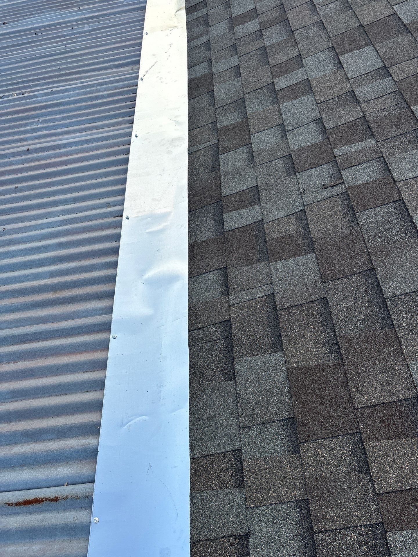 Residential Roofing Installation using Owen's Corning Duration (Lifetime) Shingles by Roof Repair Company