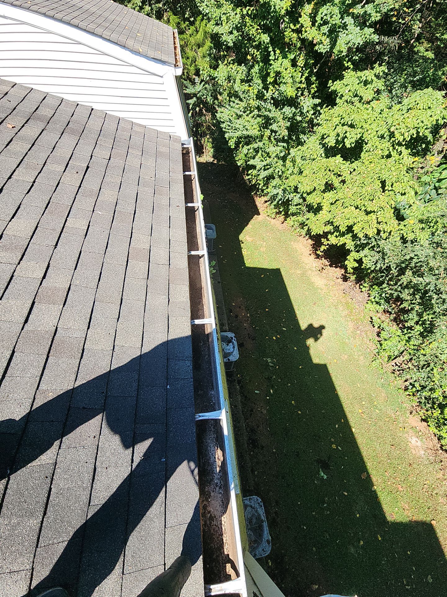 Commercial gutter cleaning Lynchburg, VA after photo with clean gutters