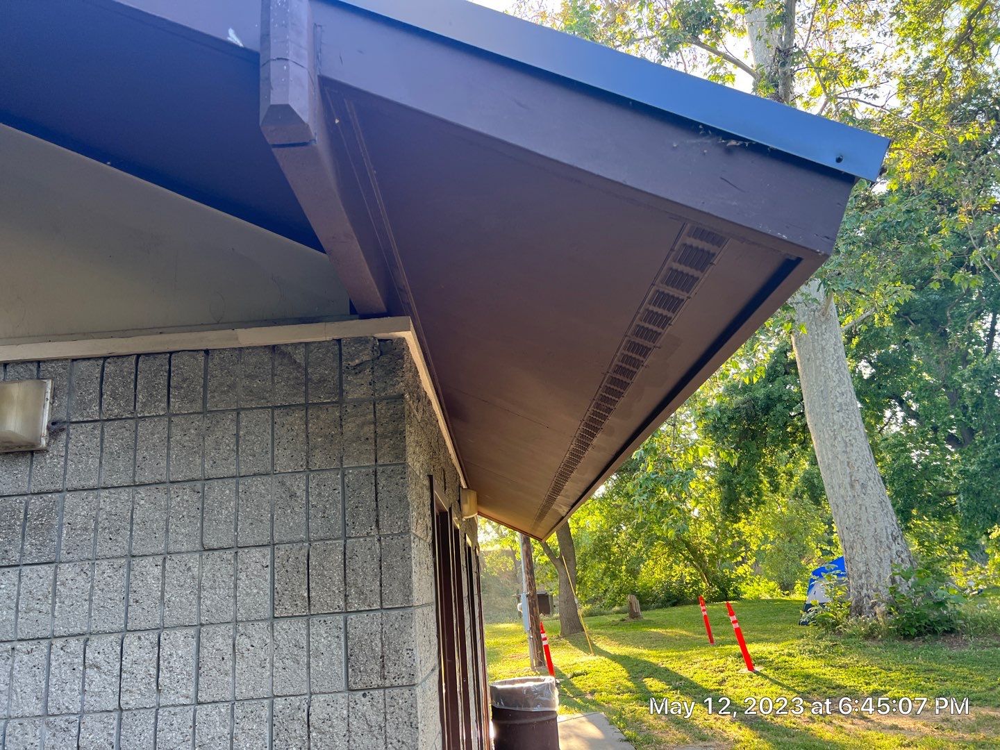 Metal roofing installation using Standing seam metal roofing system by Straight Edge Roofing Inc