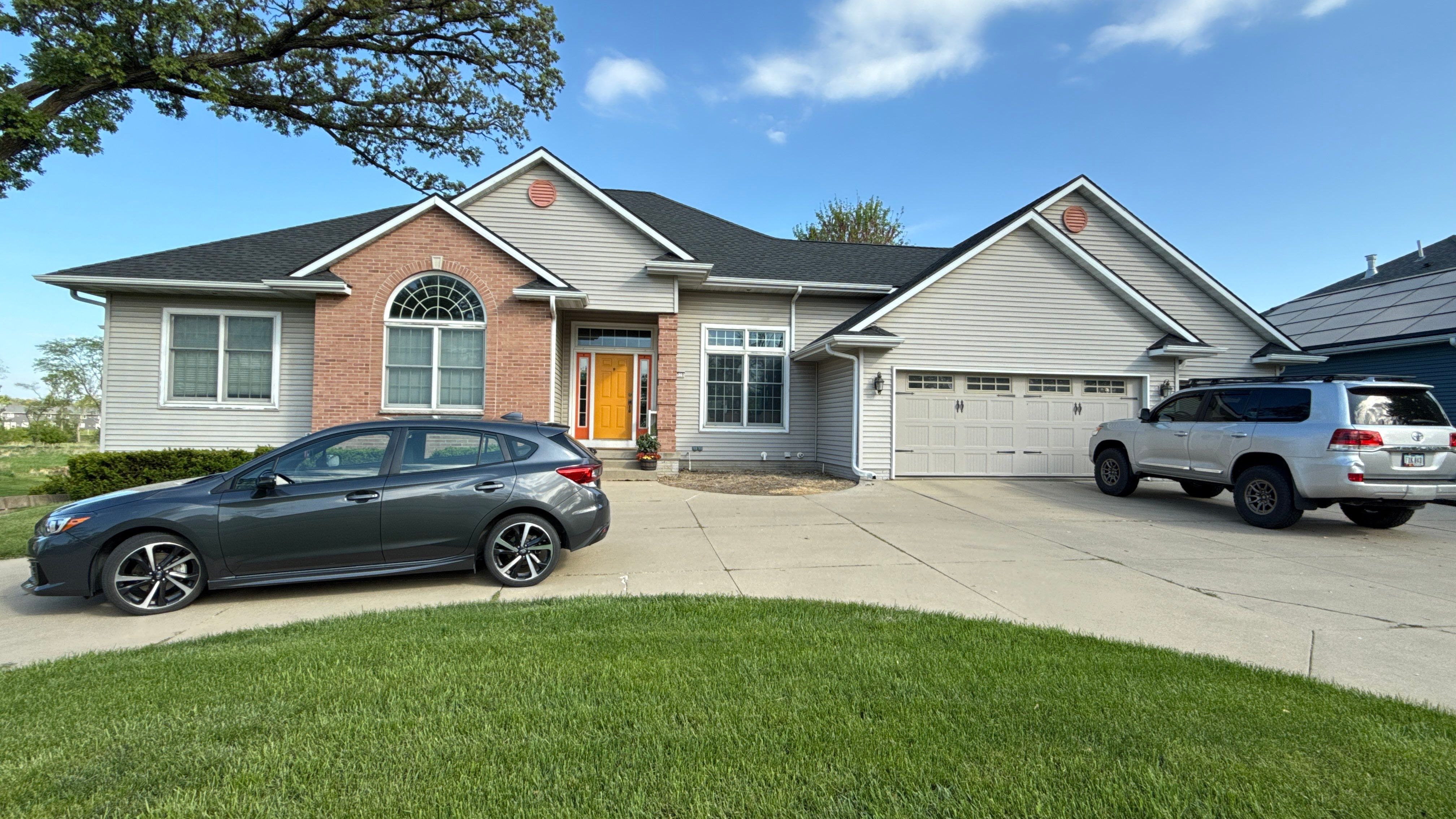 Replacing Old Windows with Hawthorn Vinyl Windows by United Windows and Siding LLC