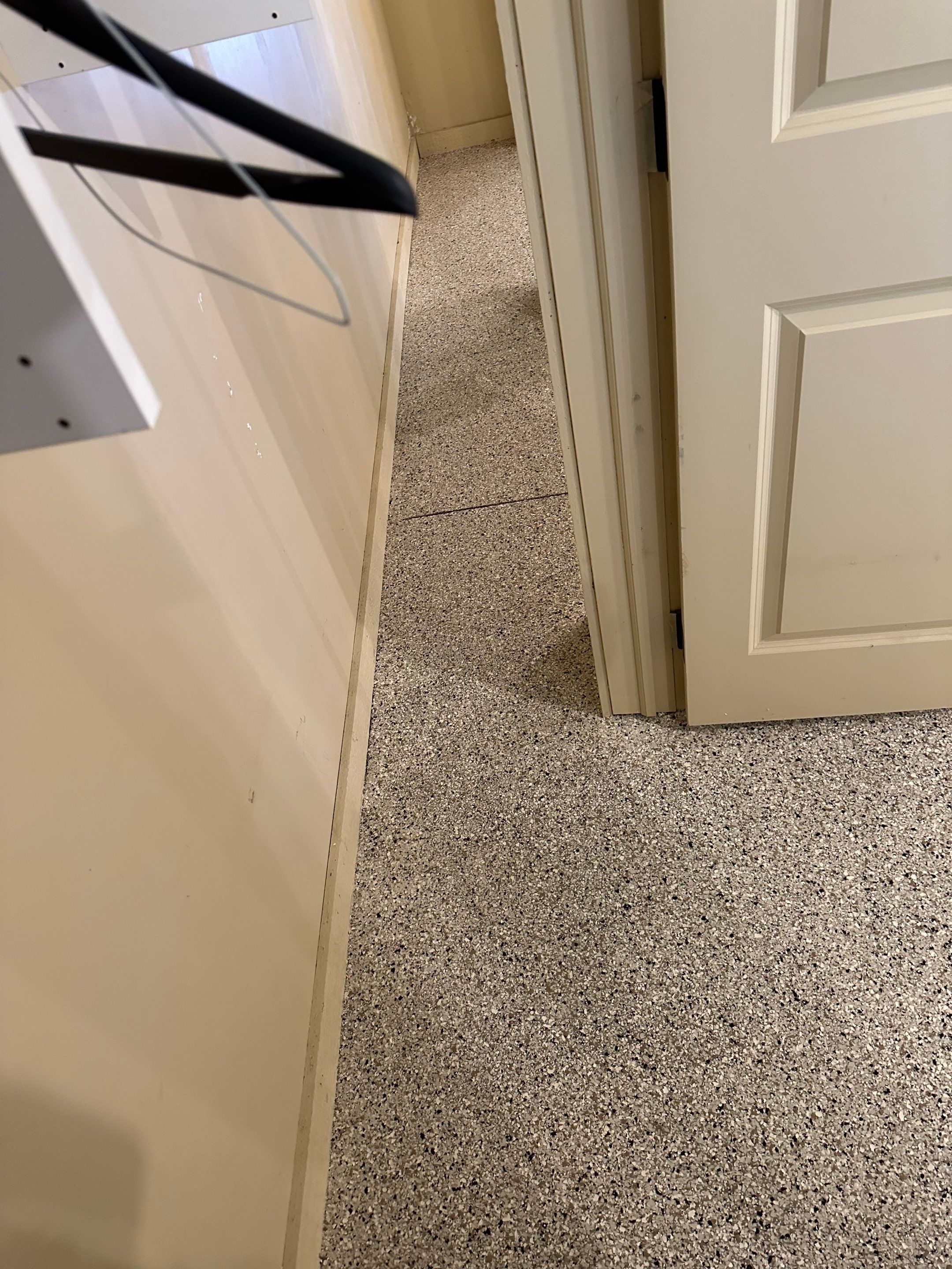 Sioux Falls Garage Floor Concrete Coating with Shoreline Flake Finish by Select Painting, Coatings & Garage Cabinets