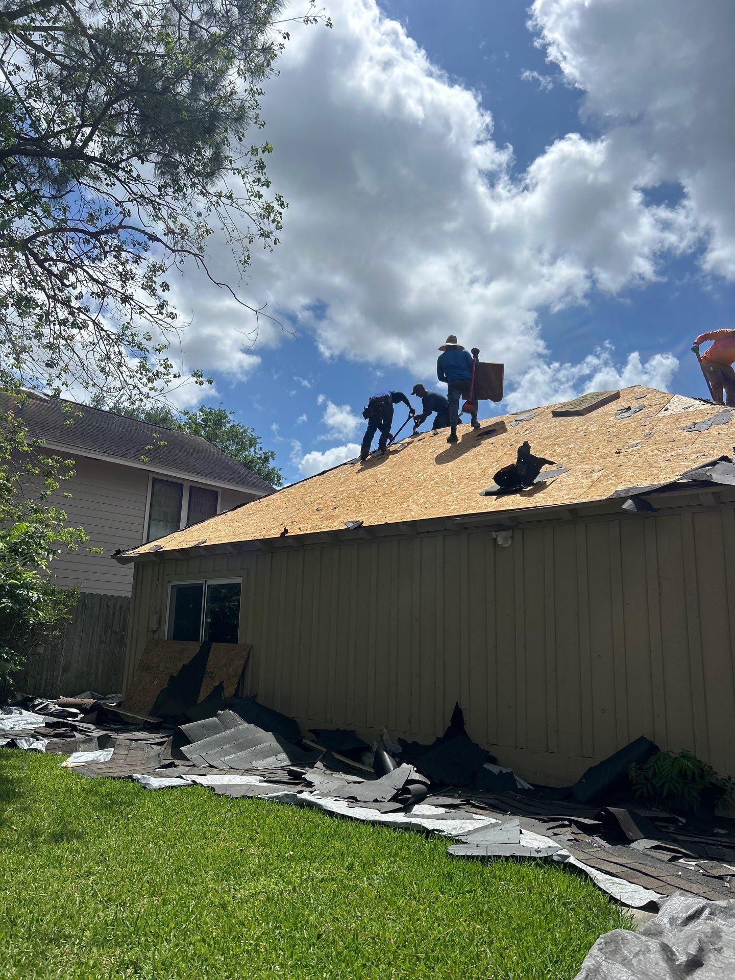 Roof Replacement in Houston TX by Roof Repair Company