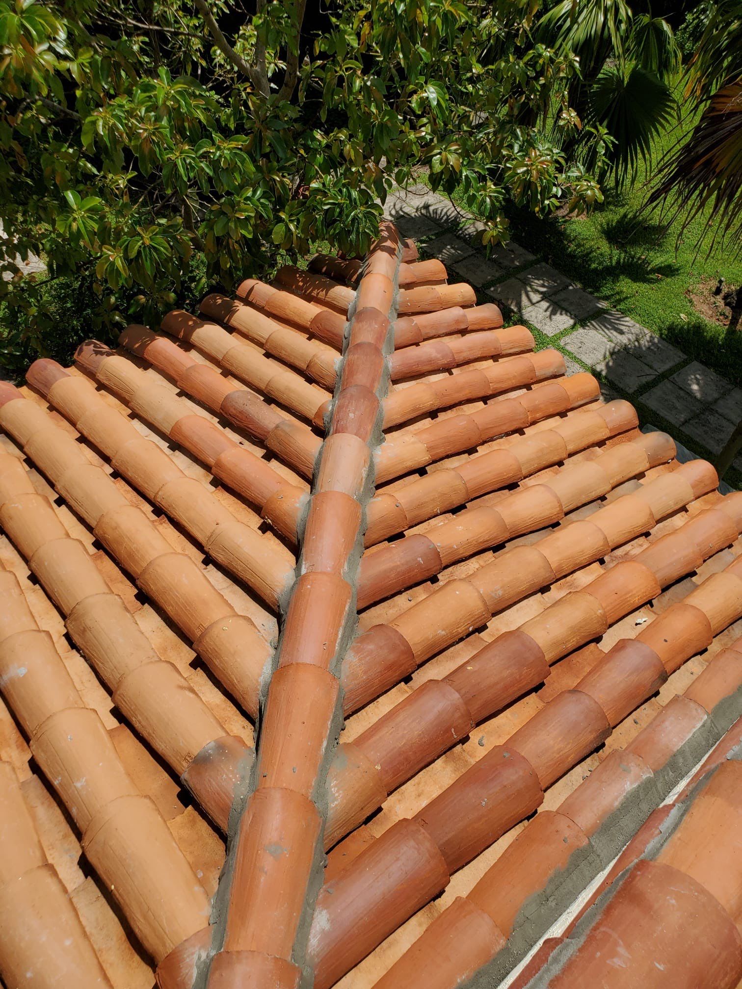 Granada Handmade Barrel Tile - Flashed Blend by Istueta Roofing