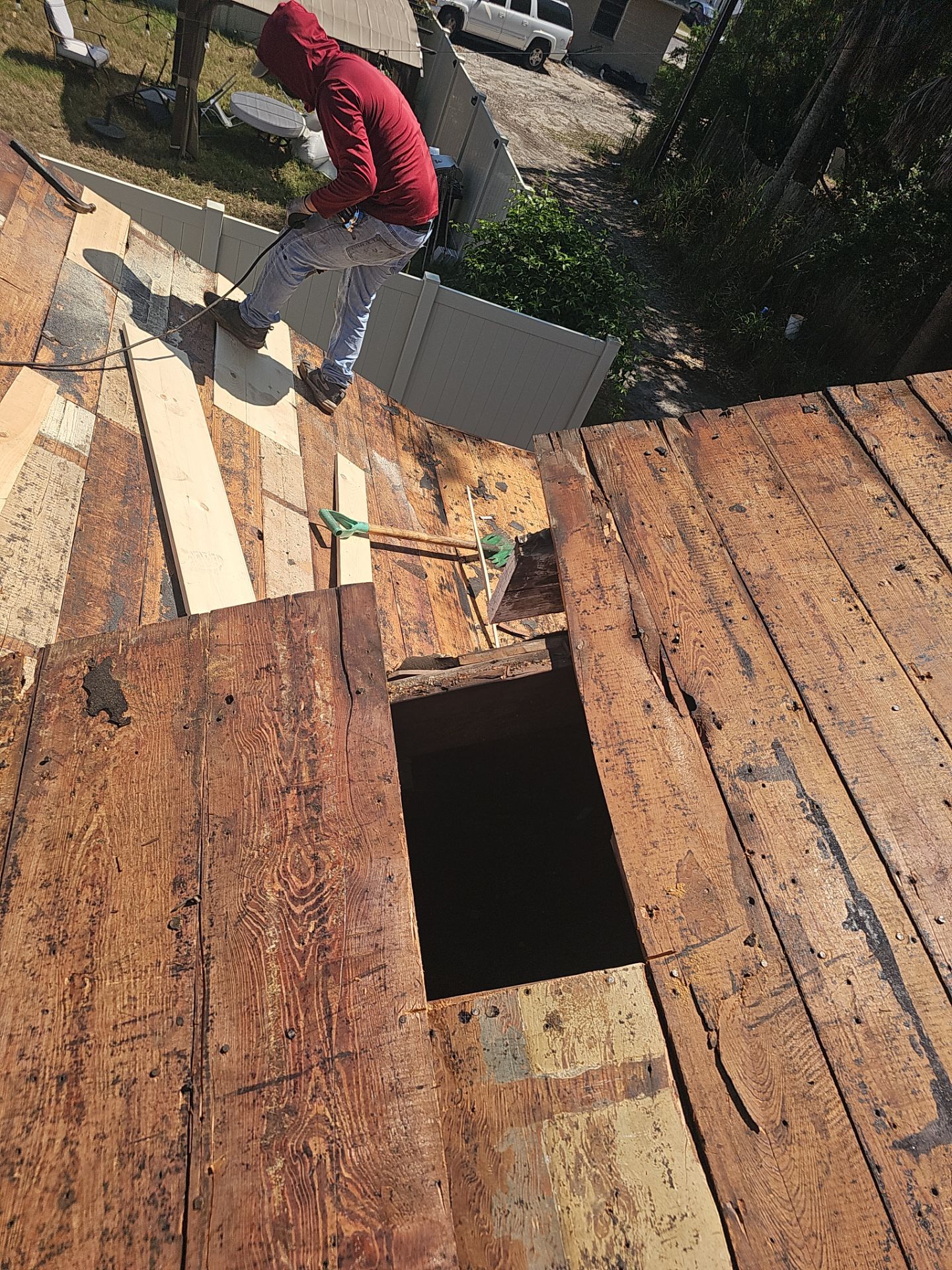Project in St. Petersburg 33705 by Mitchell Roofing Company LLC 
