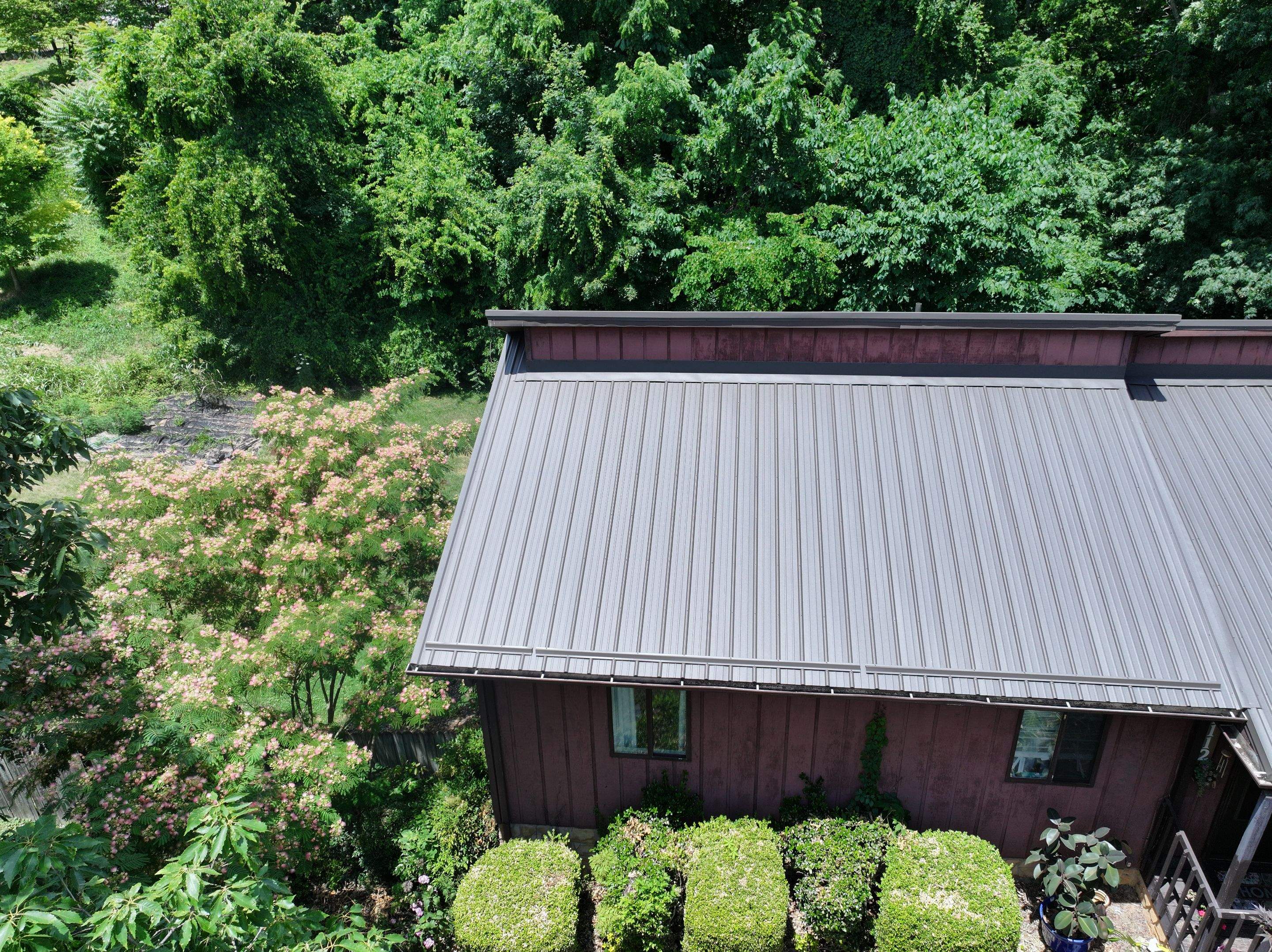 Boggs Residence by Omnia Roofing