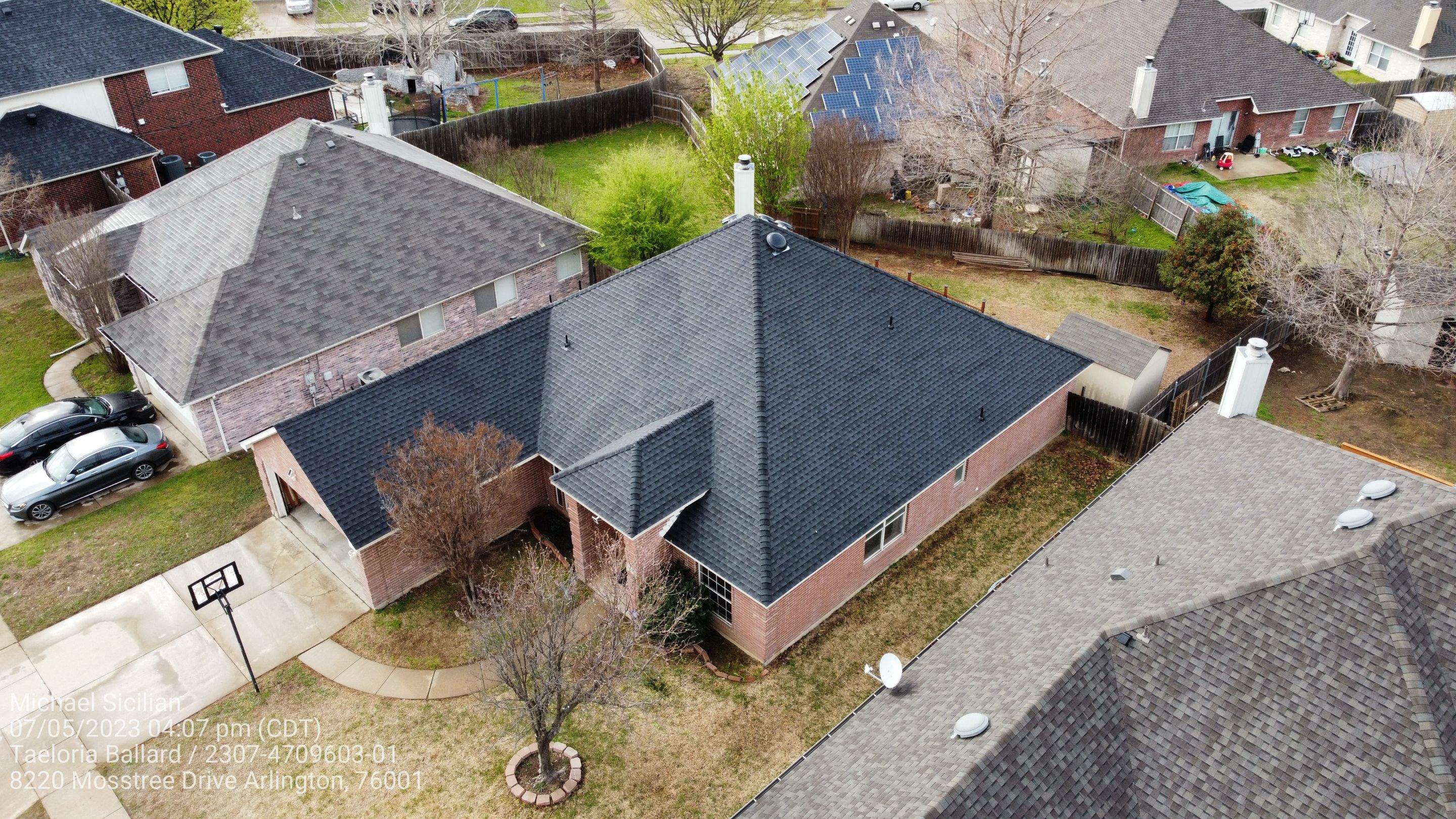 Project in Arlington  by Zeus Exteriors