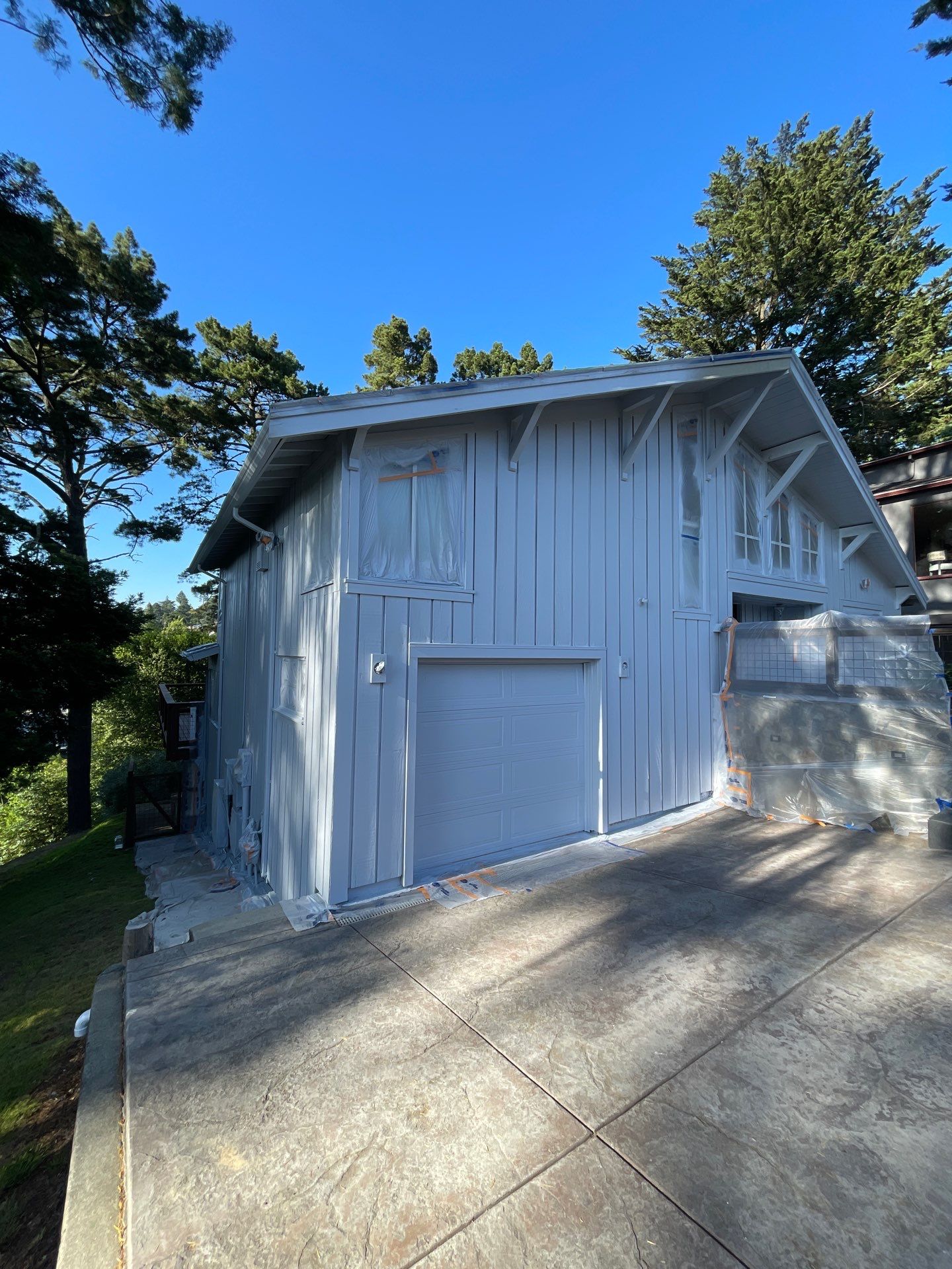 Project in Oakland by Herrera’s Bay Area Painting inc.