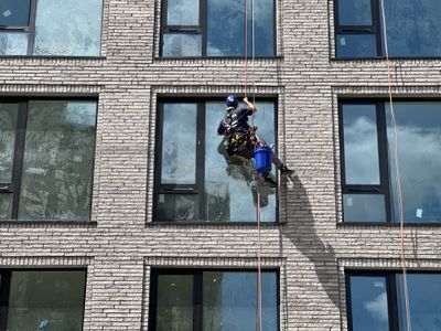 Post Construction Window Clenaing