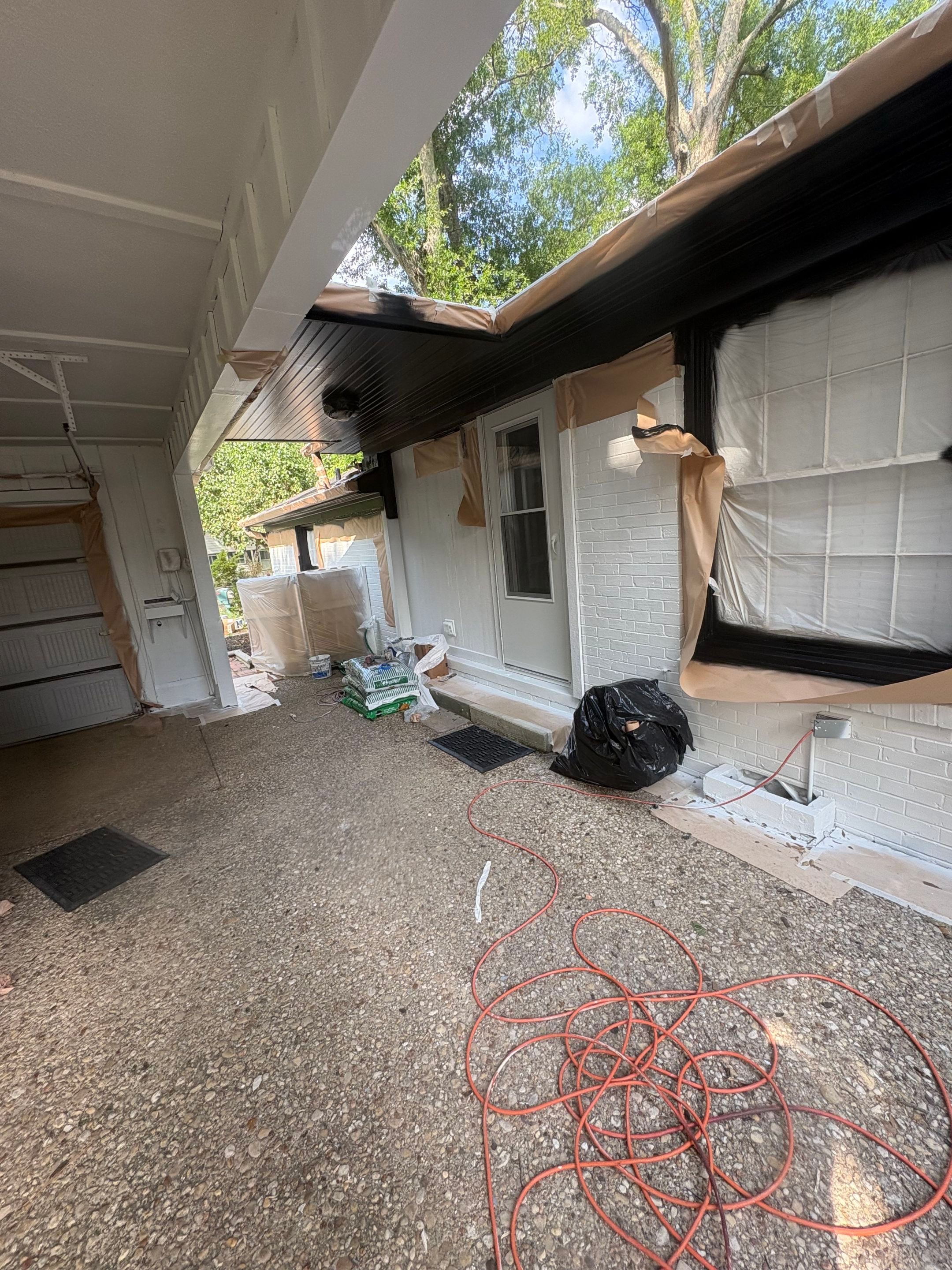 From Gray to Modern White: Exterior Repaint in Tyler, TX by Quality Coats Painting