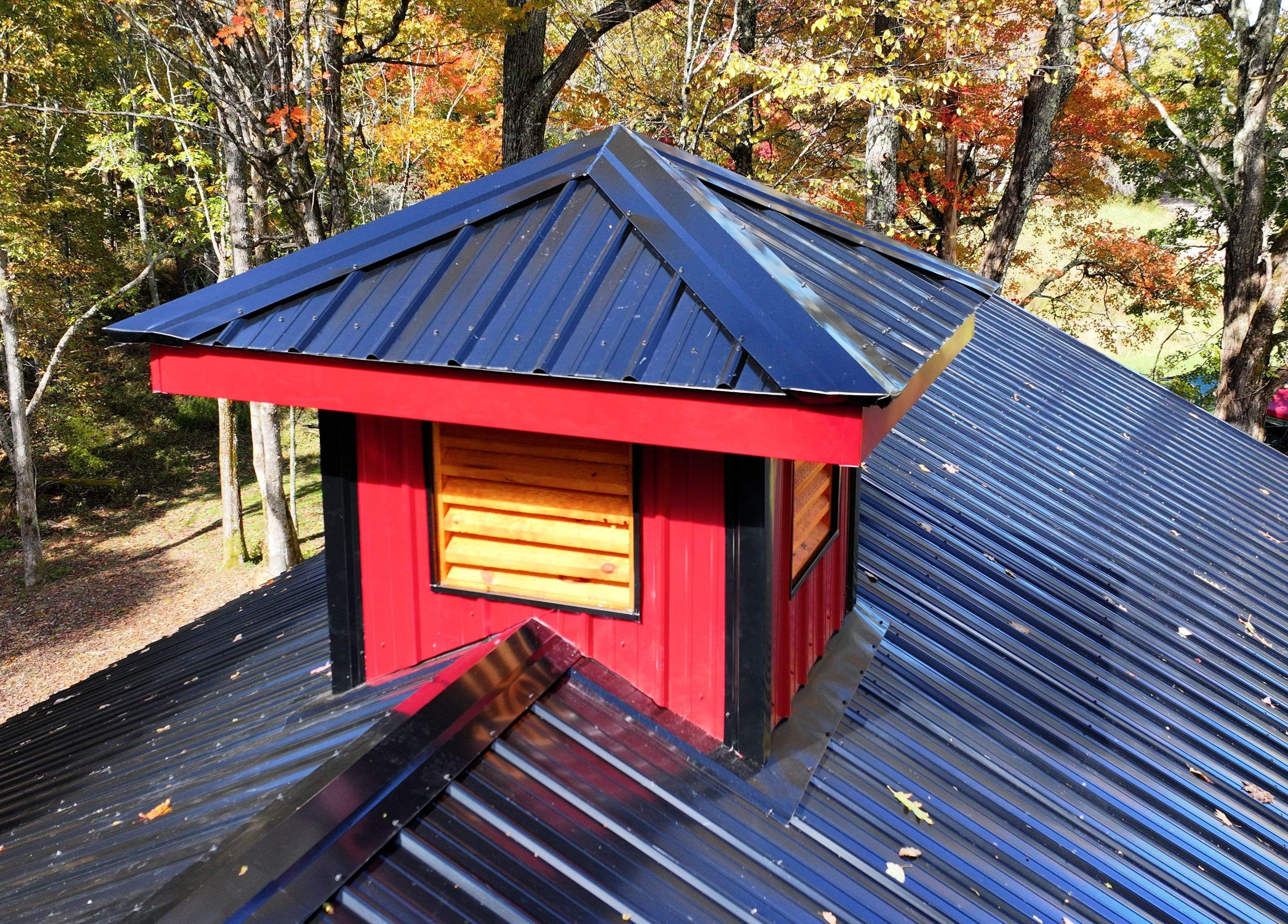 Brodour Barndominium by Omnia Roofing