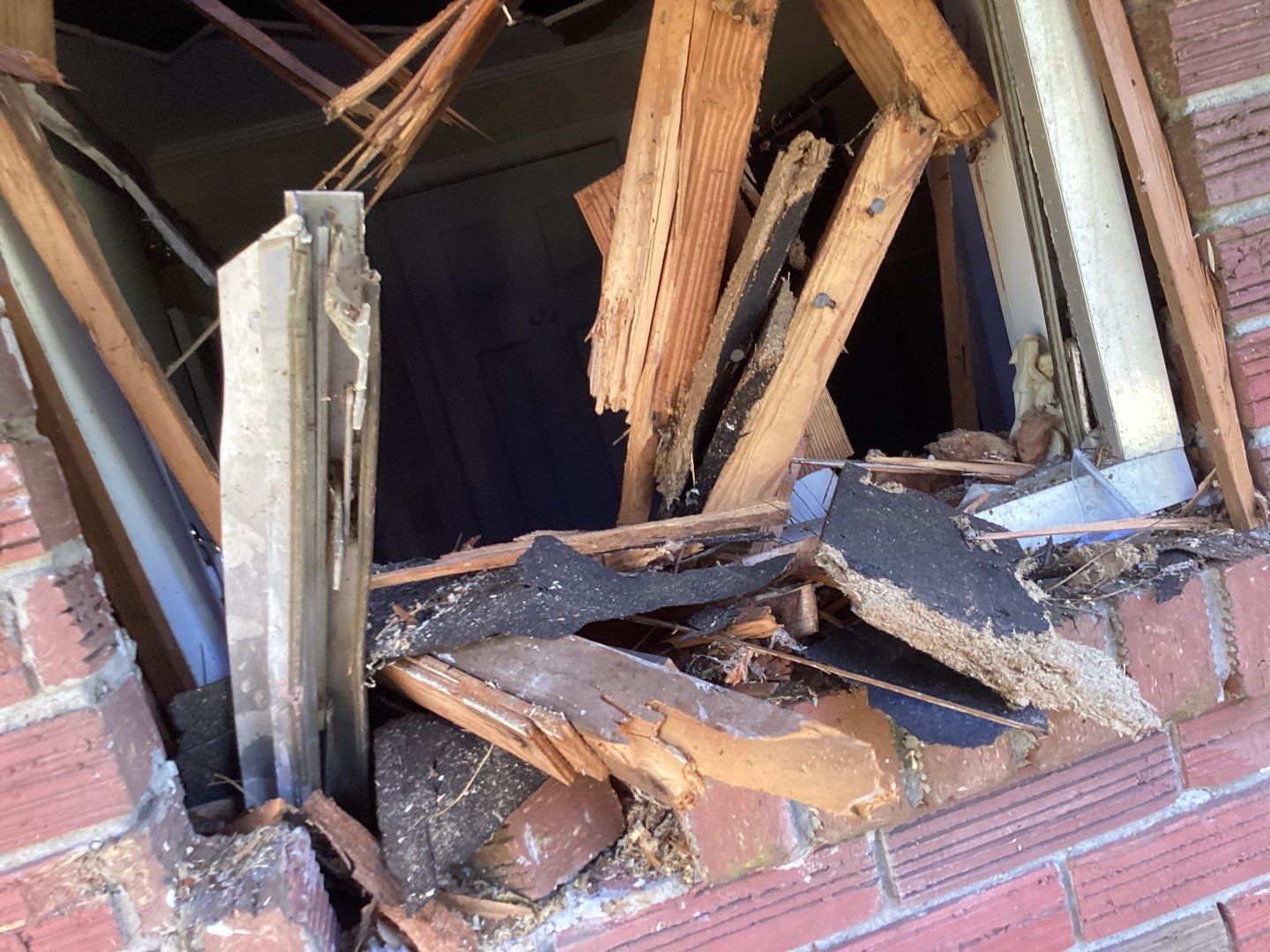 Valdosta Roofing  by J & J Remodeling Of Ga LLC