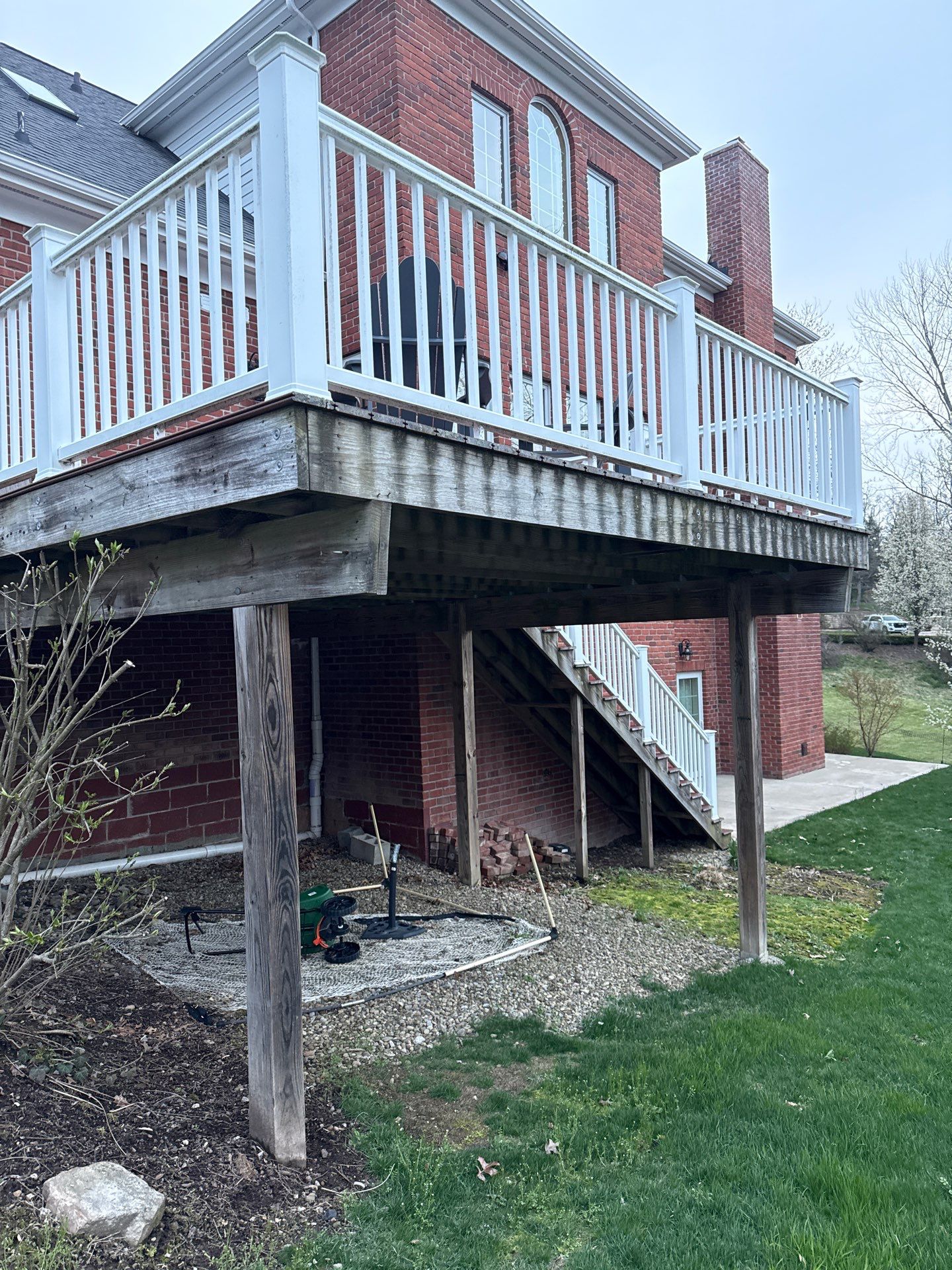 Deck extension  by Cousins Roofing Siding & Decks