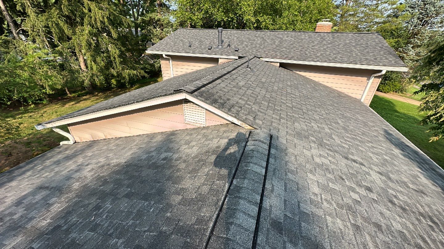 Vienna: CertainTeed Landmark Pro Architectural Shingles in Max Def Pewterwood by RM Banning, Inc.