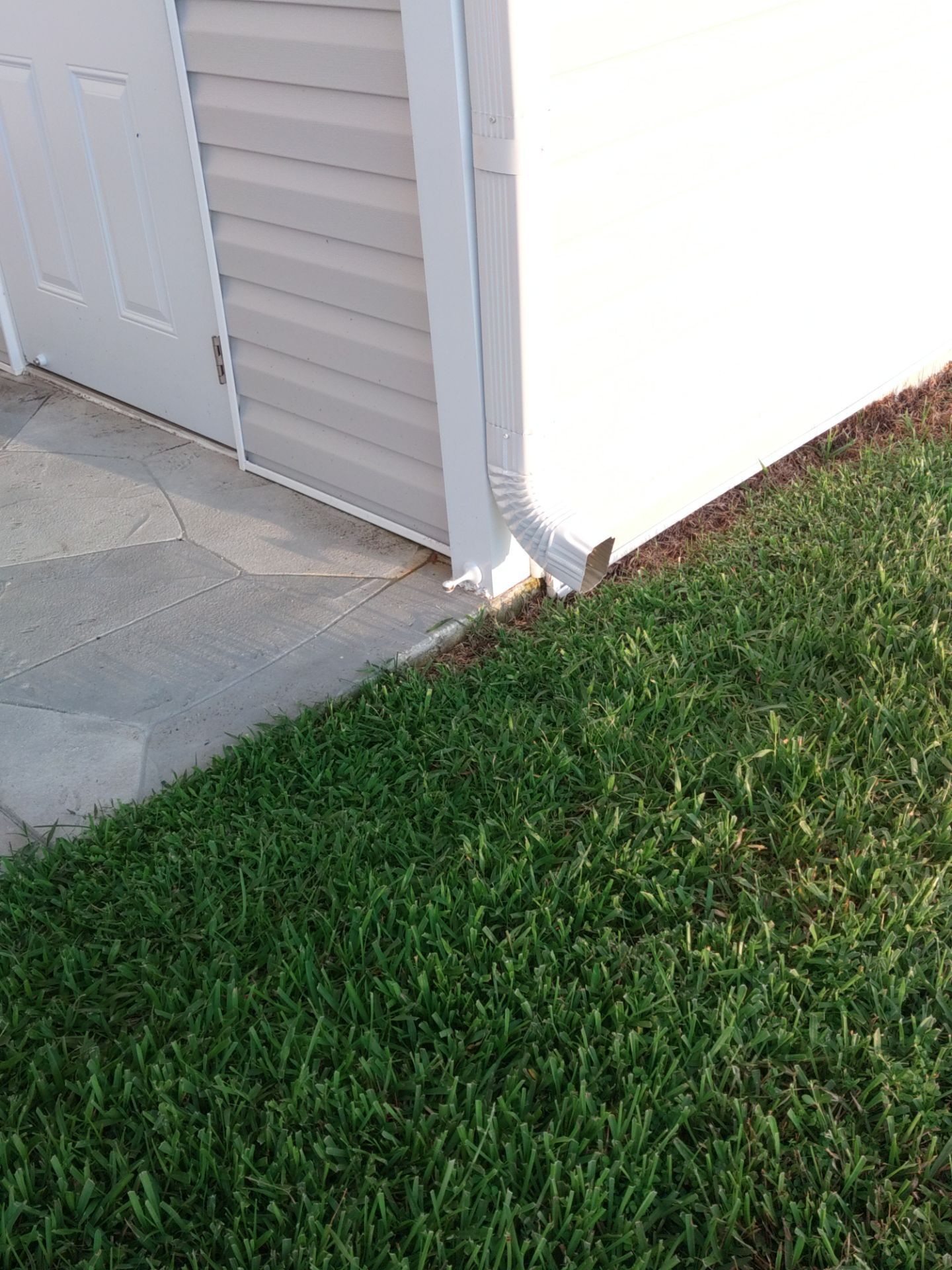 7-Inch Seamless Gutters for Heavy Rain in Sarasota FL by Gutter Professors