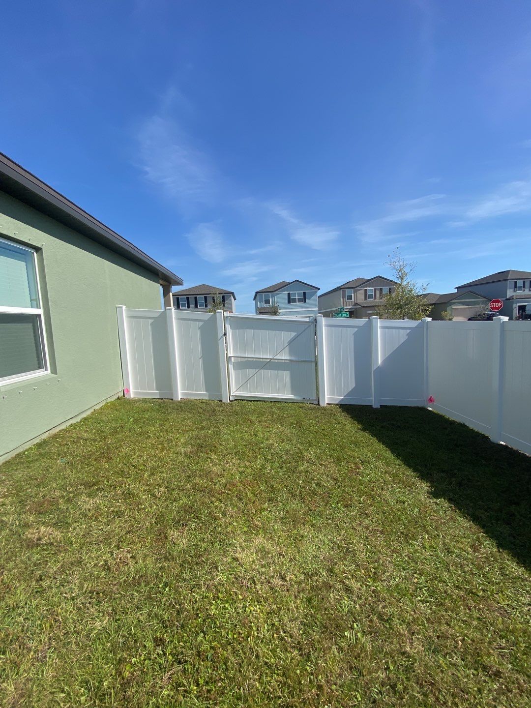 Ruskin, FL  6 ft. Tall White Vinyl Privacy Fence  by Asap fence and gates, LLC