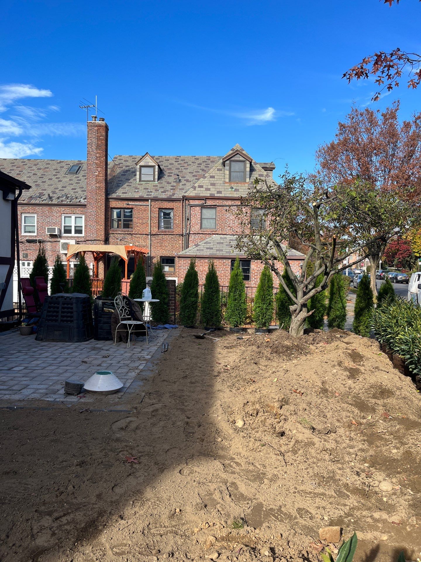 Landscape Design by elegant Lawns