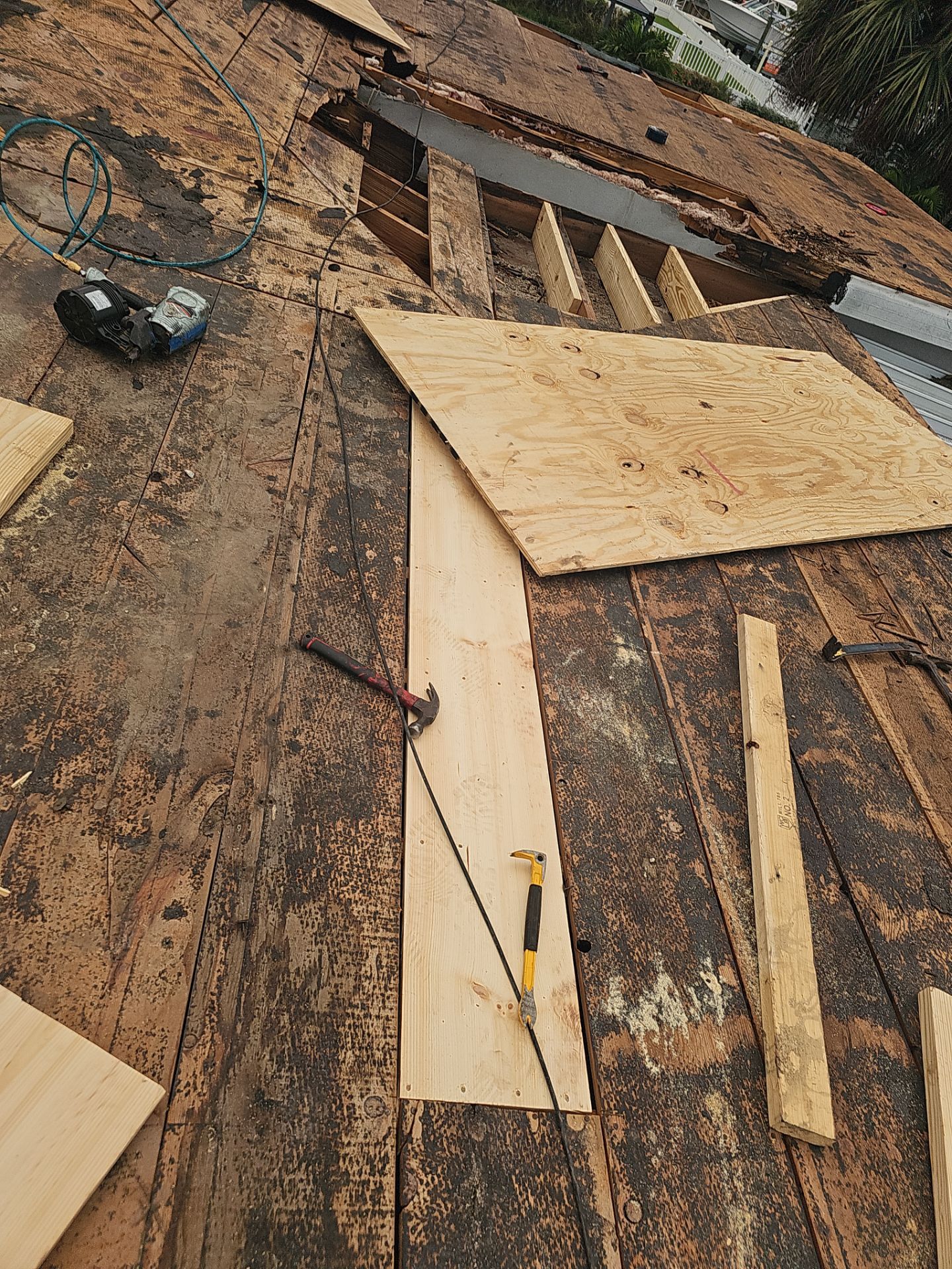 Project in Treasure Island 33706 by Mitchell Roofing Company LLC 