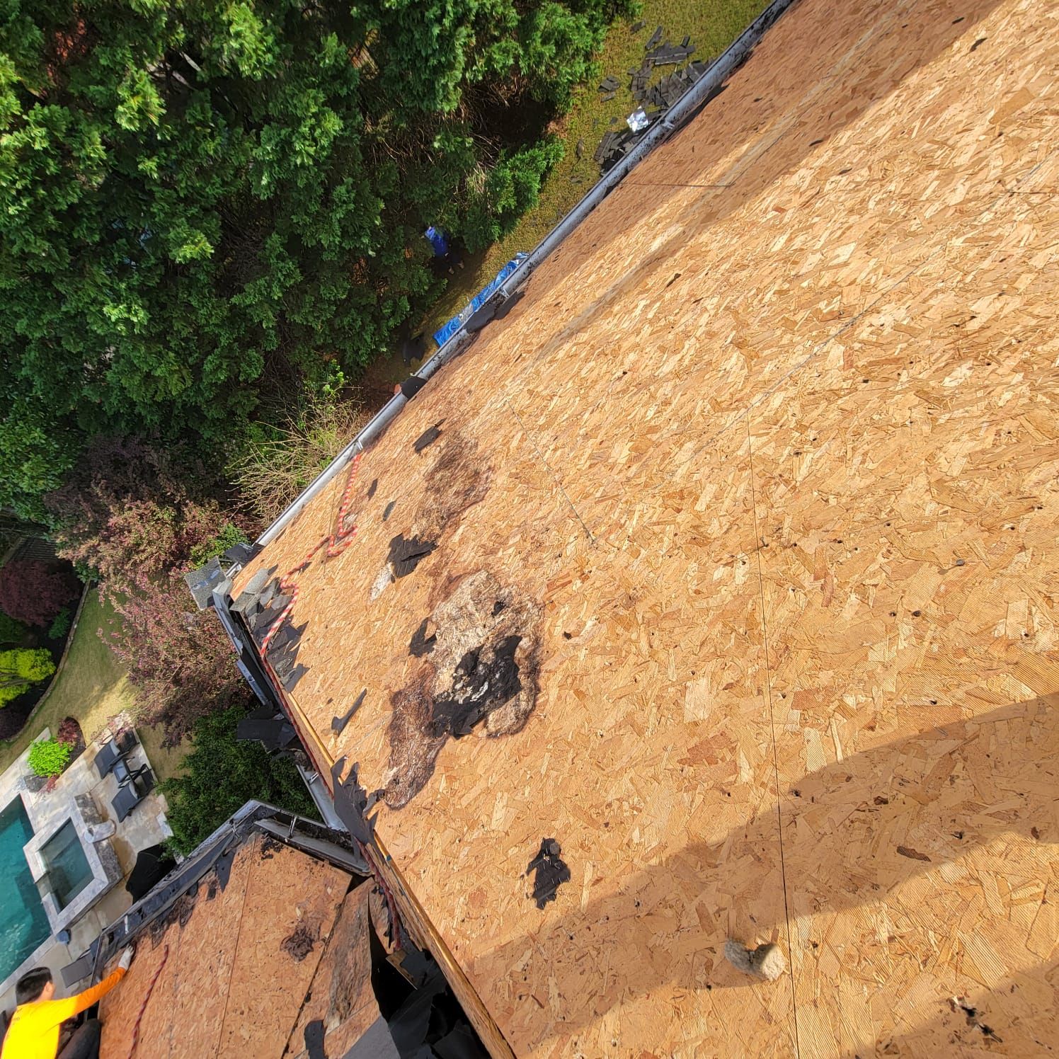 Top-Quality Williamsburg Gray Owens Corning Roof Installation in Roswell, Georgia by NBS Roofing by NBS Roofing, Inc.
