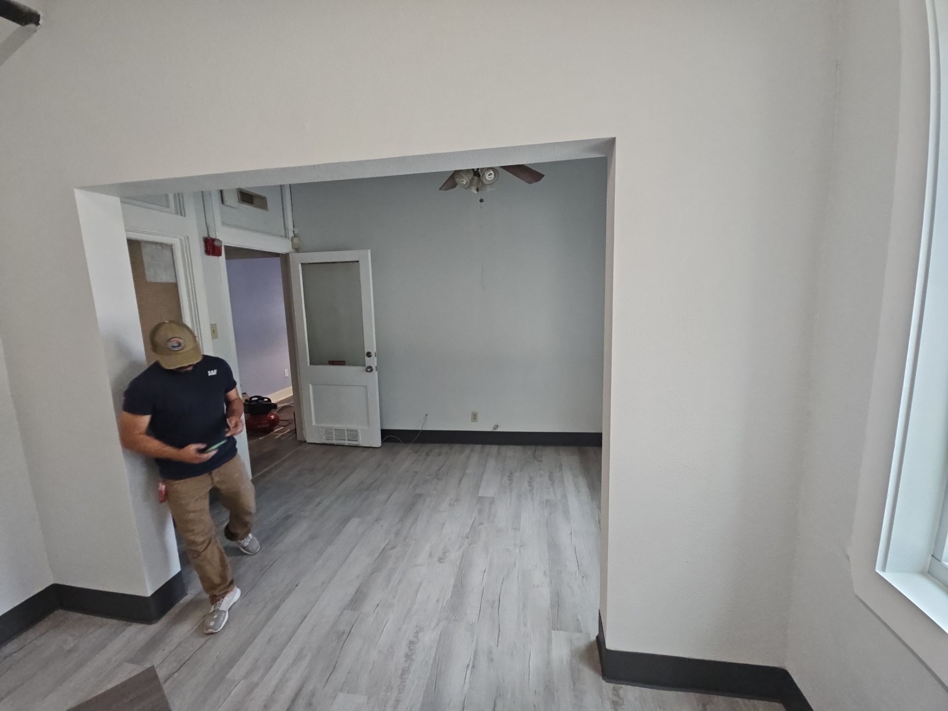 C-Store renovation at Dallas Life by EL-GC LLC 