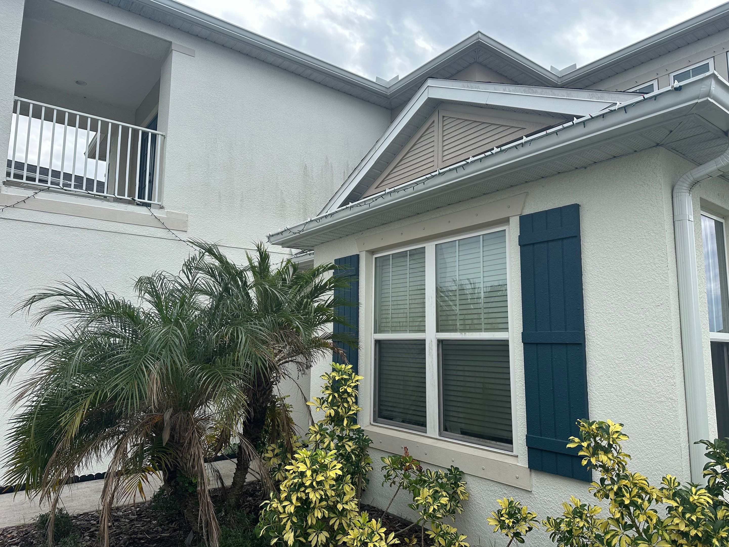 Complete House Wash and Exterior Surface Cleaning in Artisan Lakes Community, Palmetto, FL by Sunshine AquaWash