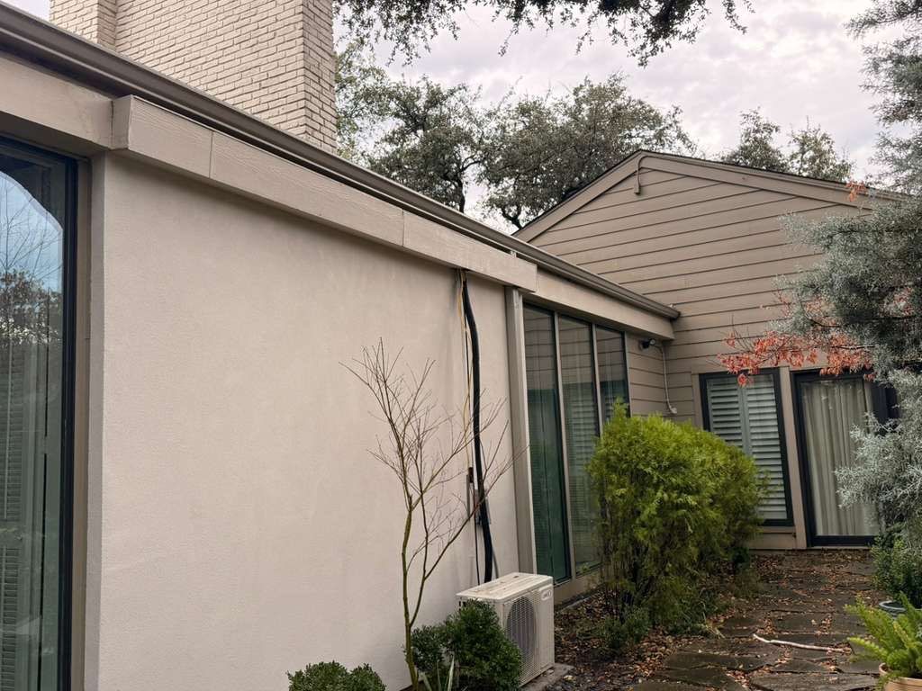 Project in Dallas by Armor Roofing | Exteriors