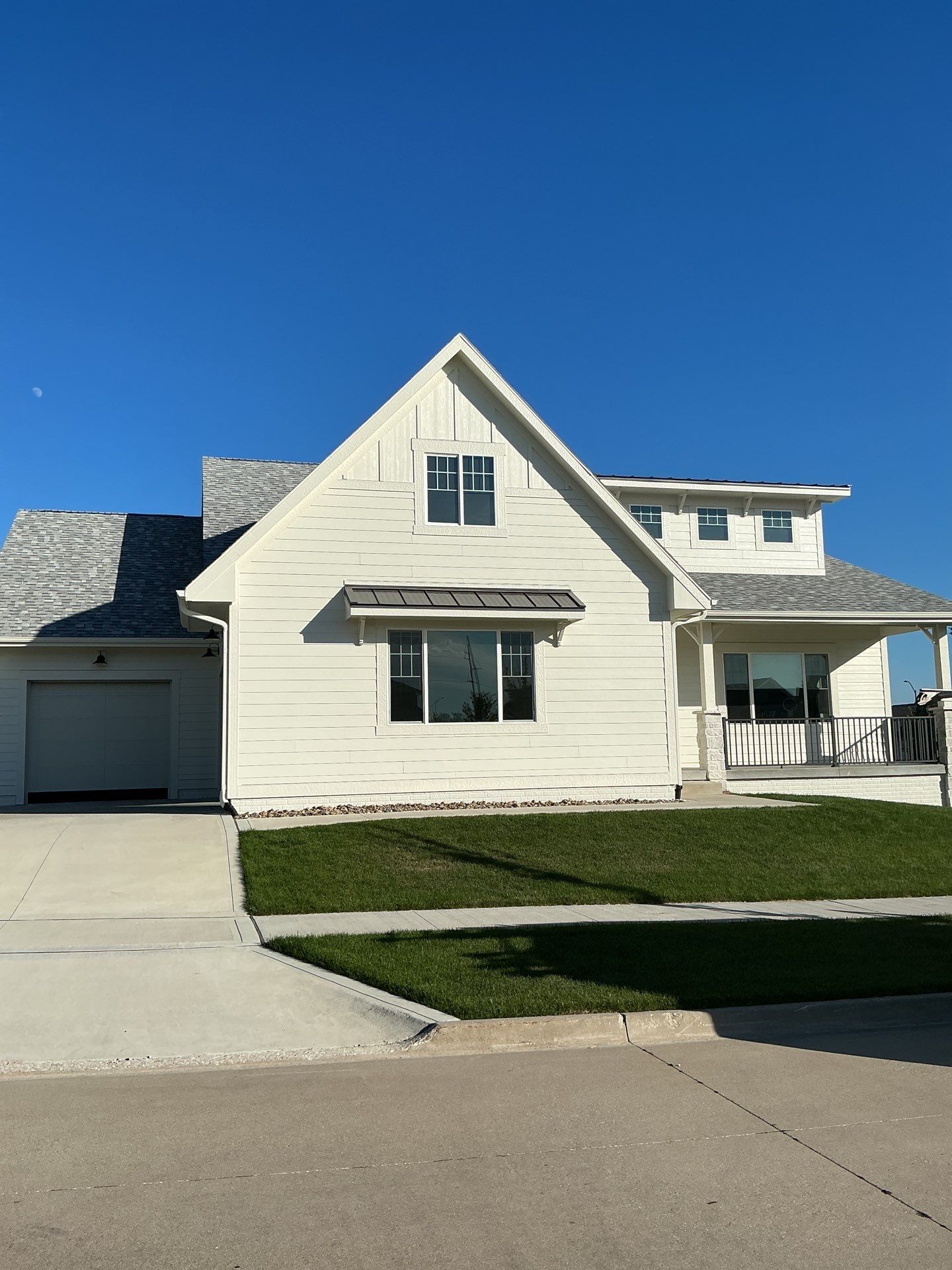 res ext repaint by Midwest Paint LLC