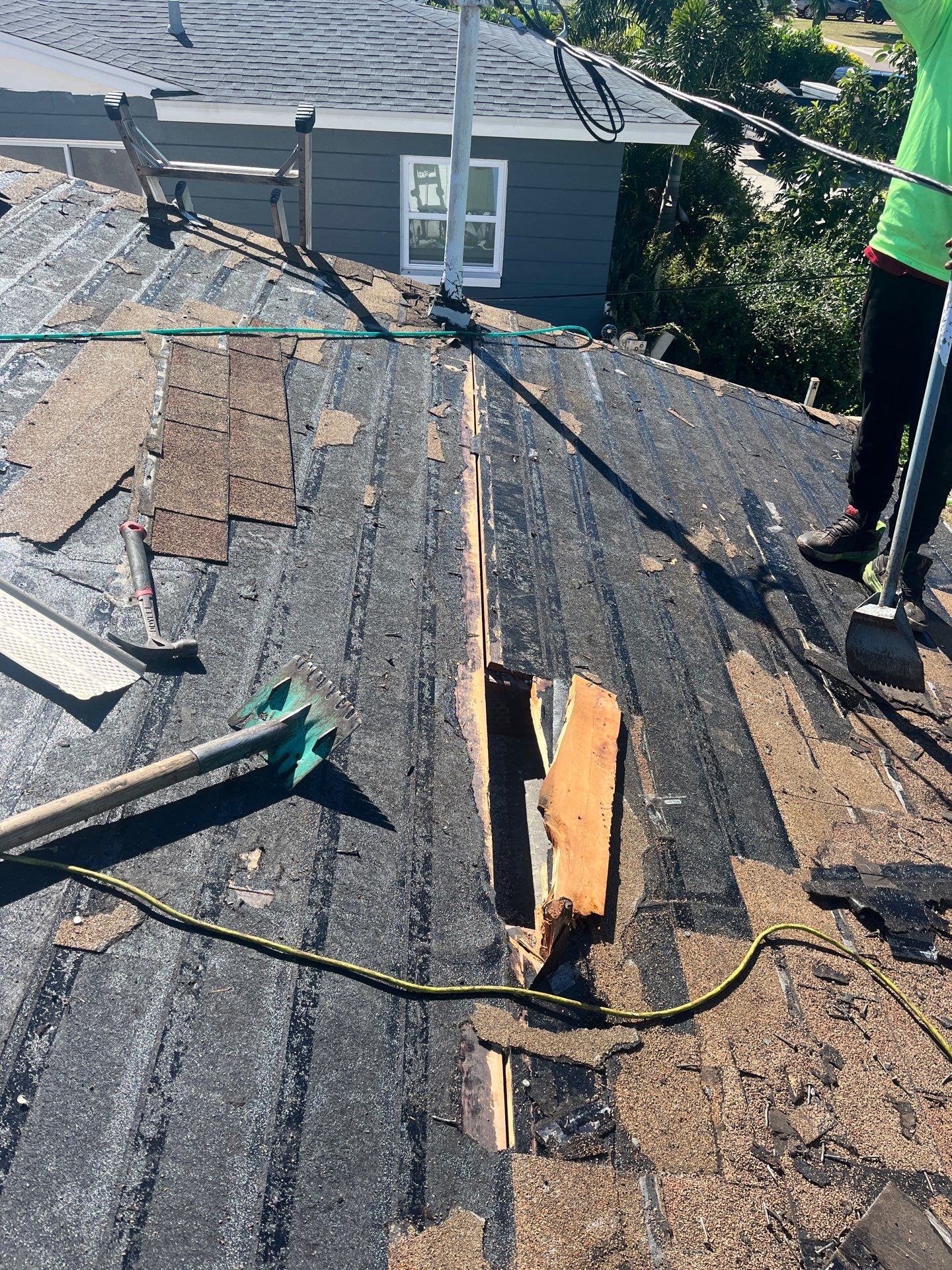 Project in St. Petersburg 33702 by Mitchell Roofing Company LLC 