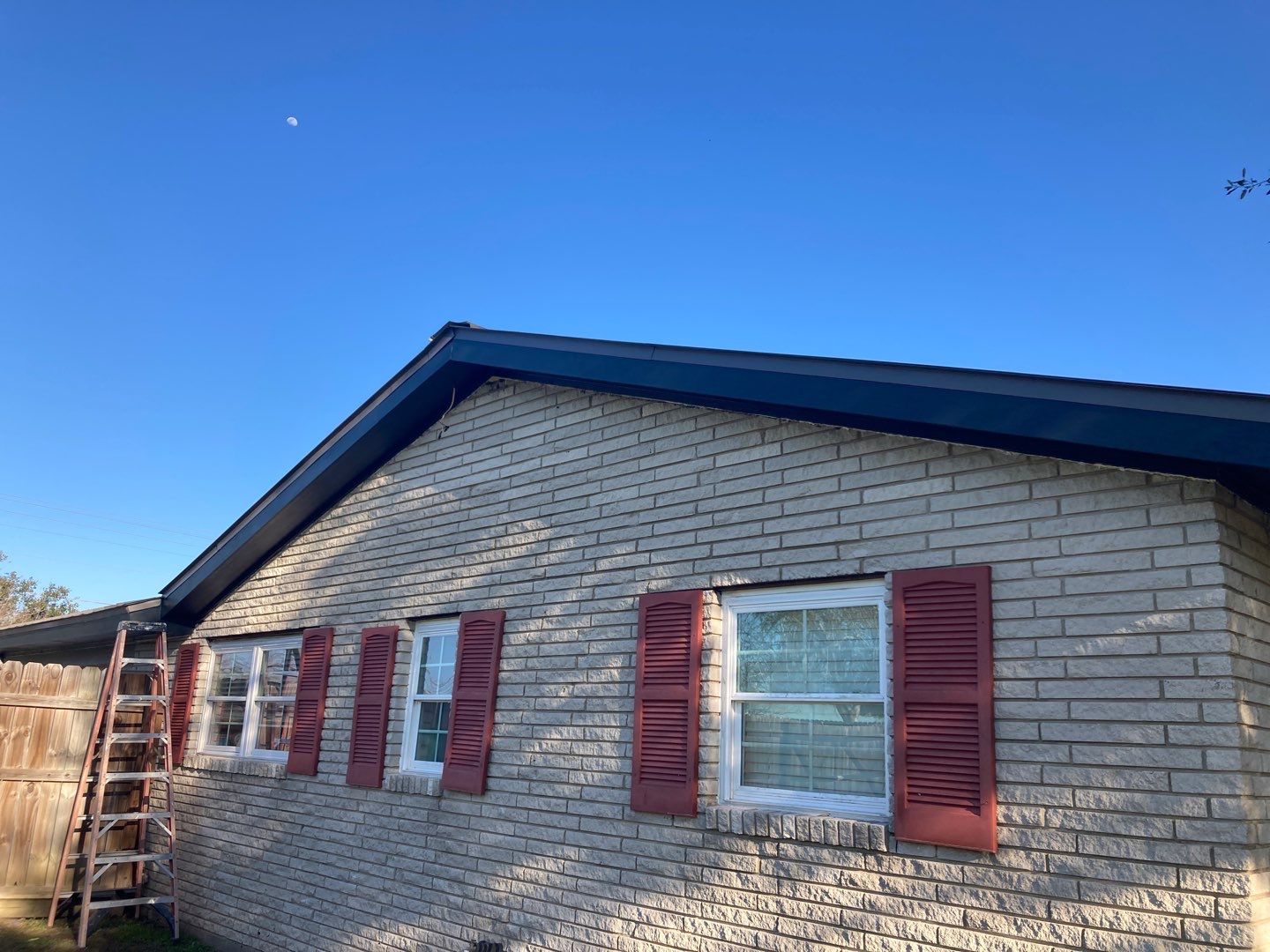Beeville Backporch sittin' by Bayfront Roofing and Construction