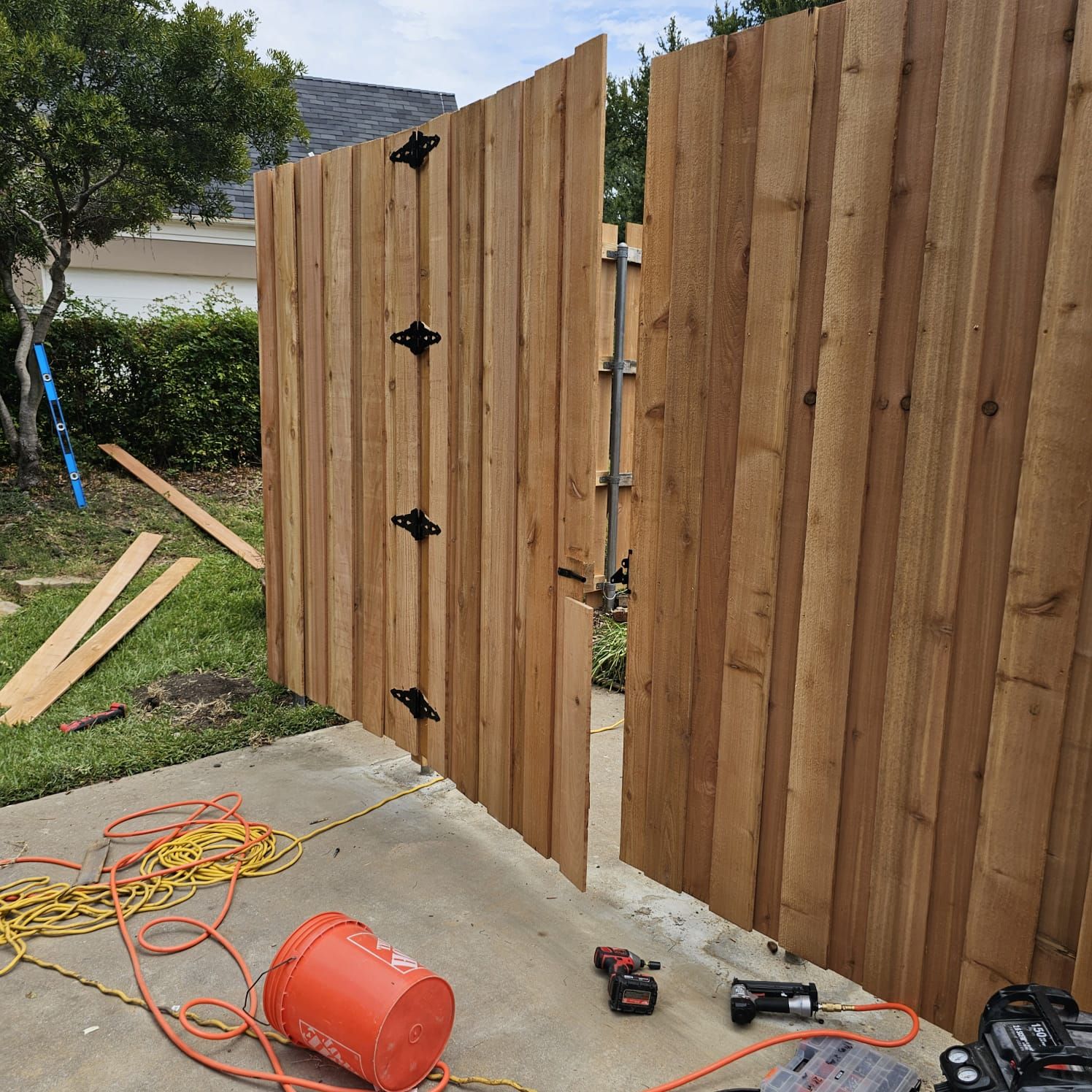 Fence & Concrete Patio by EL-GC LLC 