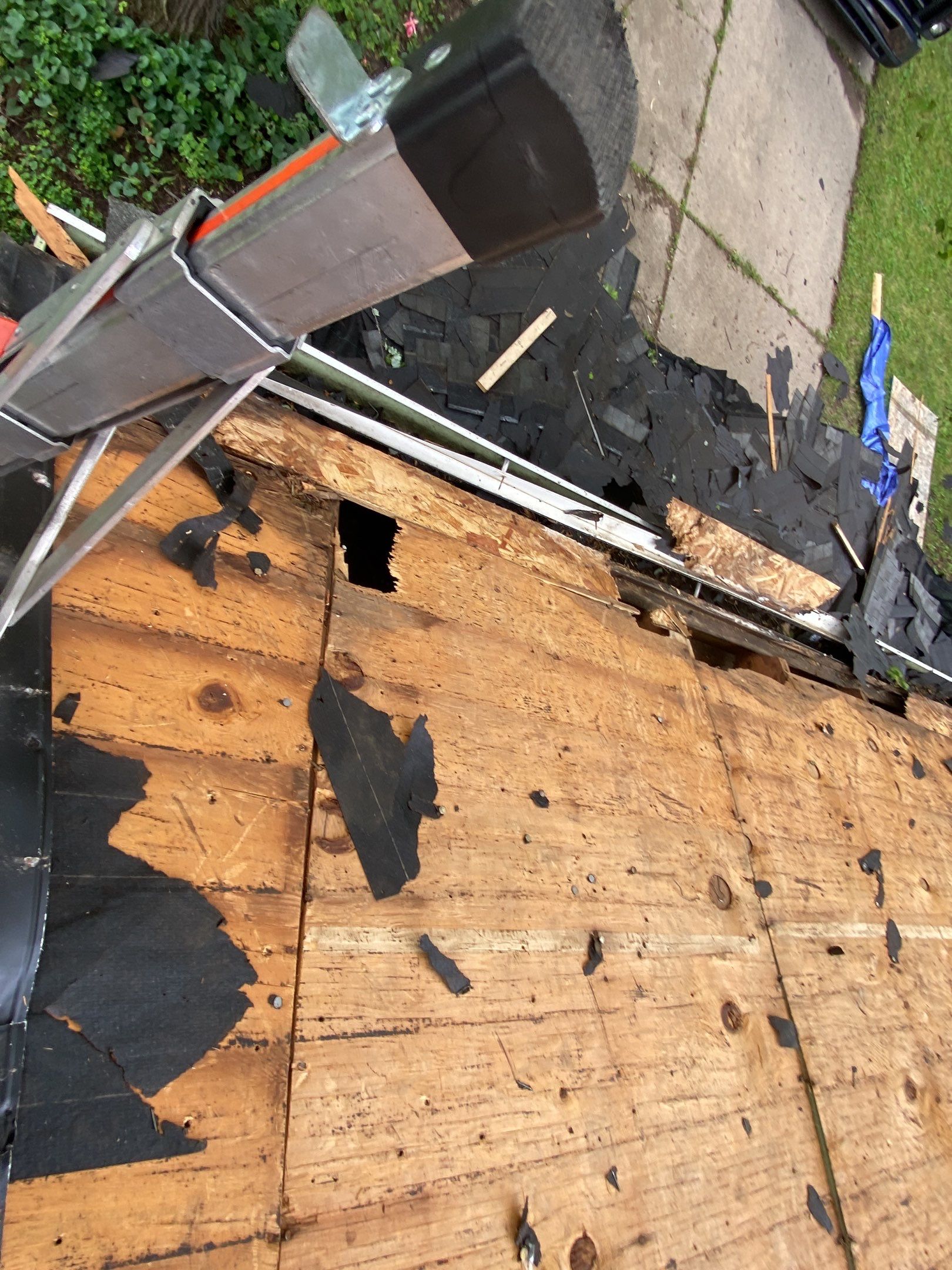 Roof Replacement using CertainTeed Landmark by 180 Contractors