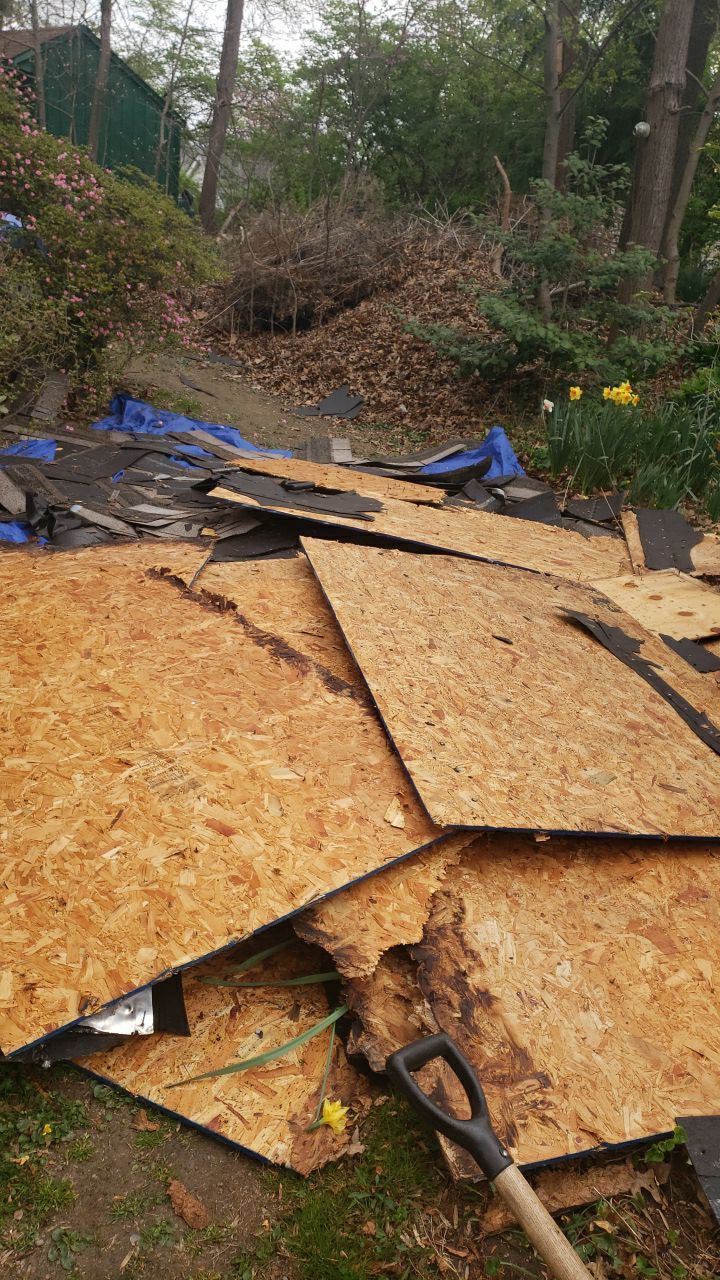 Arlington: CertainTeed Landmark Pro Designer Shingles in Max Def Georgetown Gray by RM Banning, Inc.