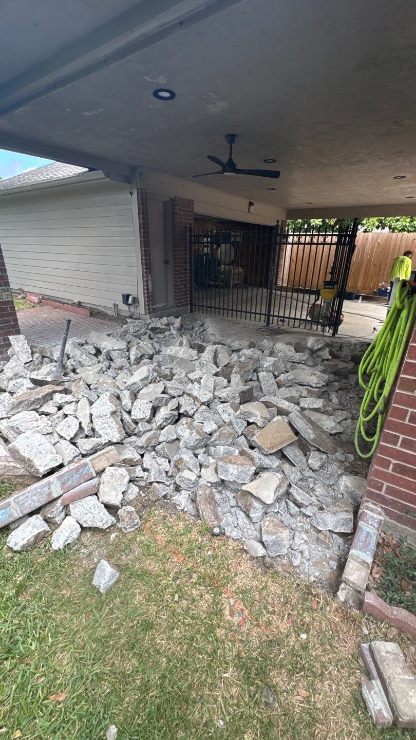 Mason Backyard Transformation by Texas Urban Elements