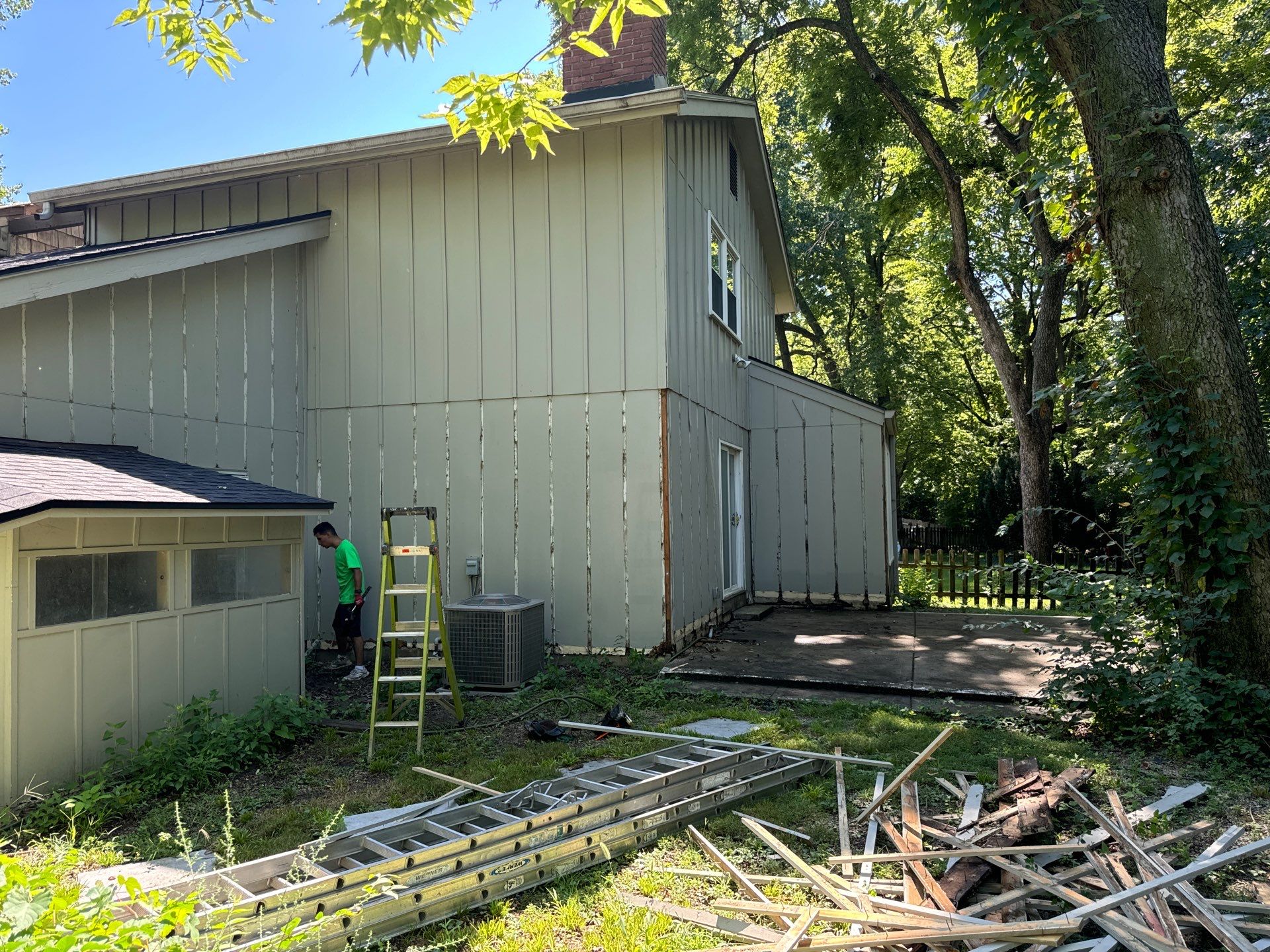BYE BYE Wood Shakes by EEC Windows, Siding & Roofing