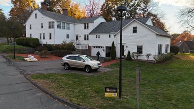 Owens Corning Duration: Slatestone Gray in Glastonbury, Connecticut
