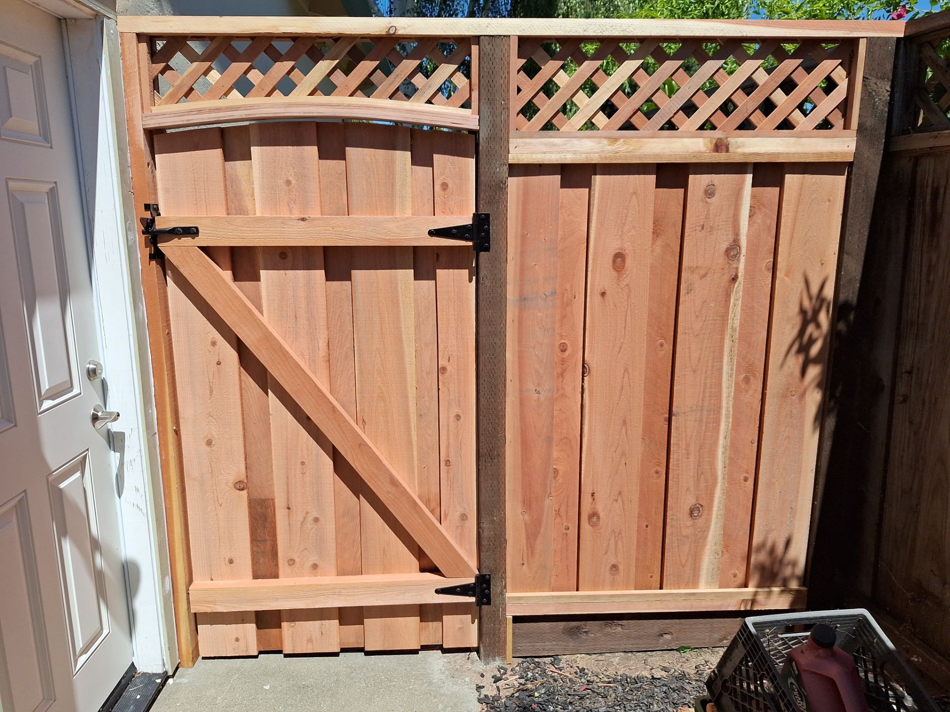 Board on Board W/ 1' Triple Lattice - 7' High by Fremont Fence Inc