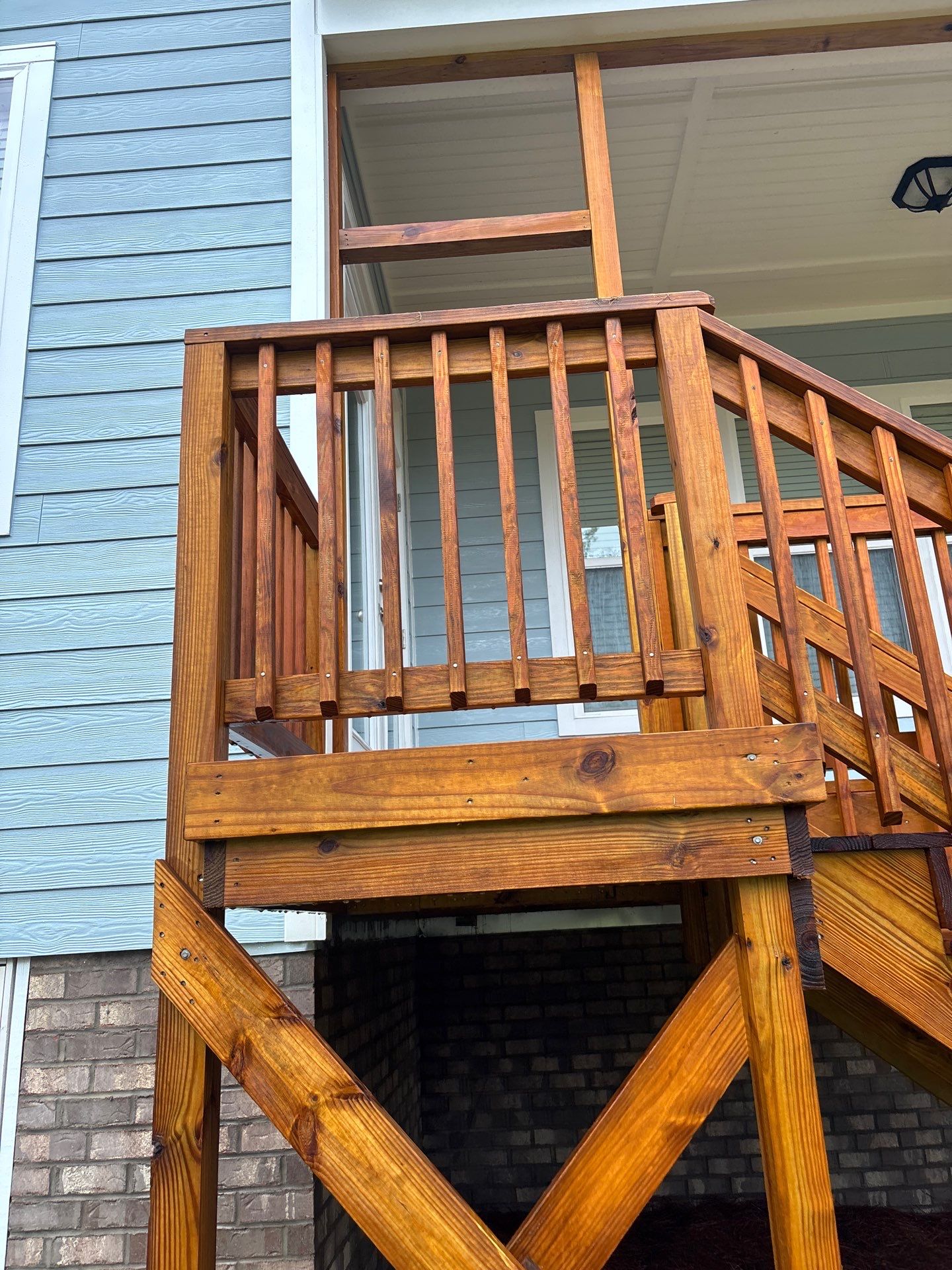 Wood Deck using Wood Sealant by DuraSeal