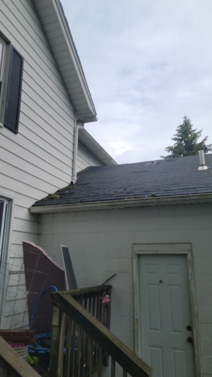 ATLAS PINNACLE COLOR: HEARTHSTONE DRIP EDGE: WHITE by Eagle Eye Roofing