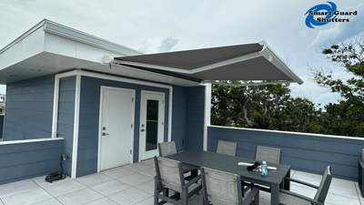 Retractable Awning in Hogan Sparrow