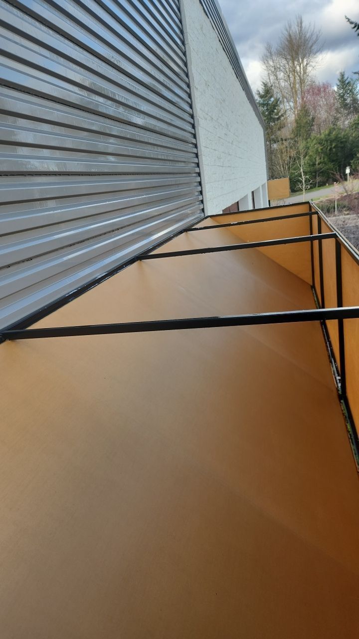 Soft Wash using Soft wash solution by Willamette Outdoor Wash LLC