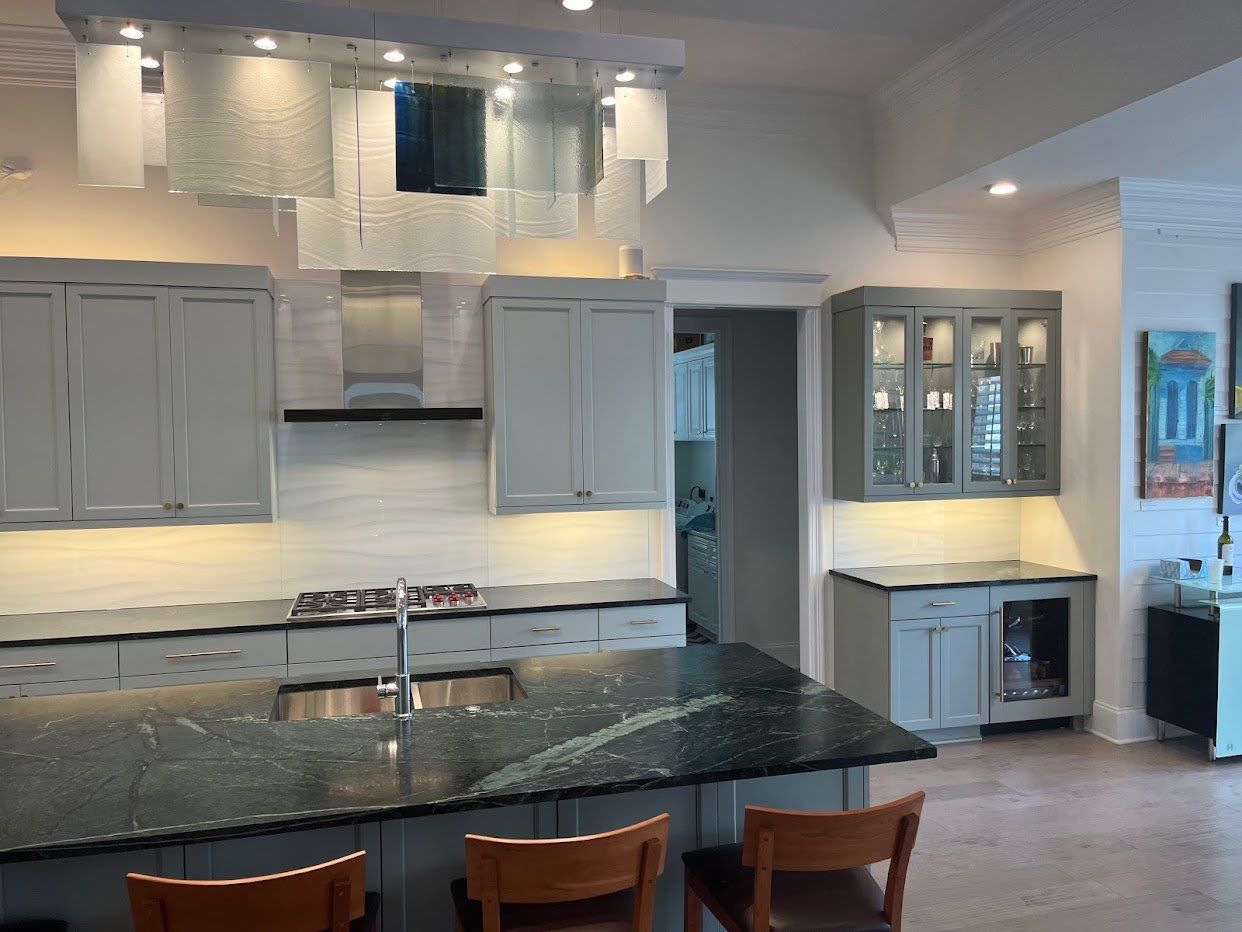 Kitchen Remodel using IMAGIO Solid Glass Backsplash by IMAGIO