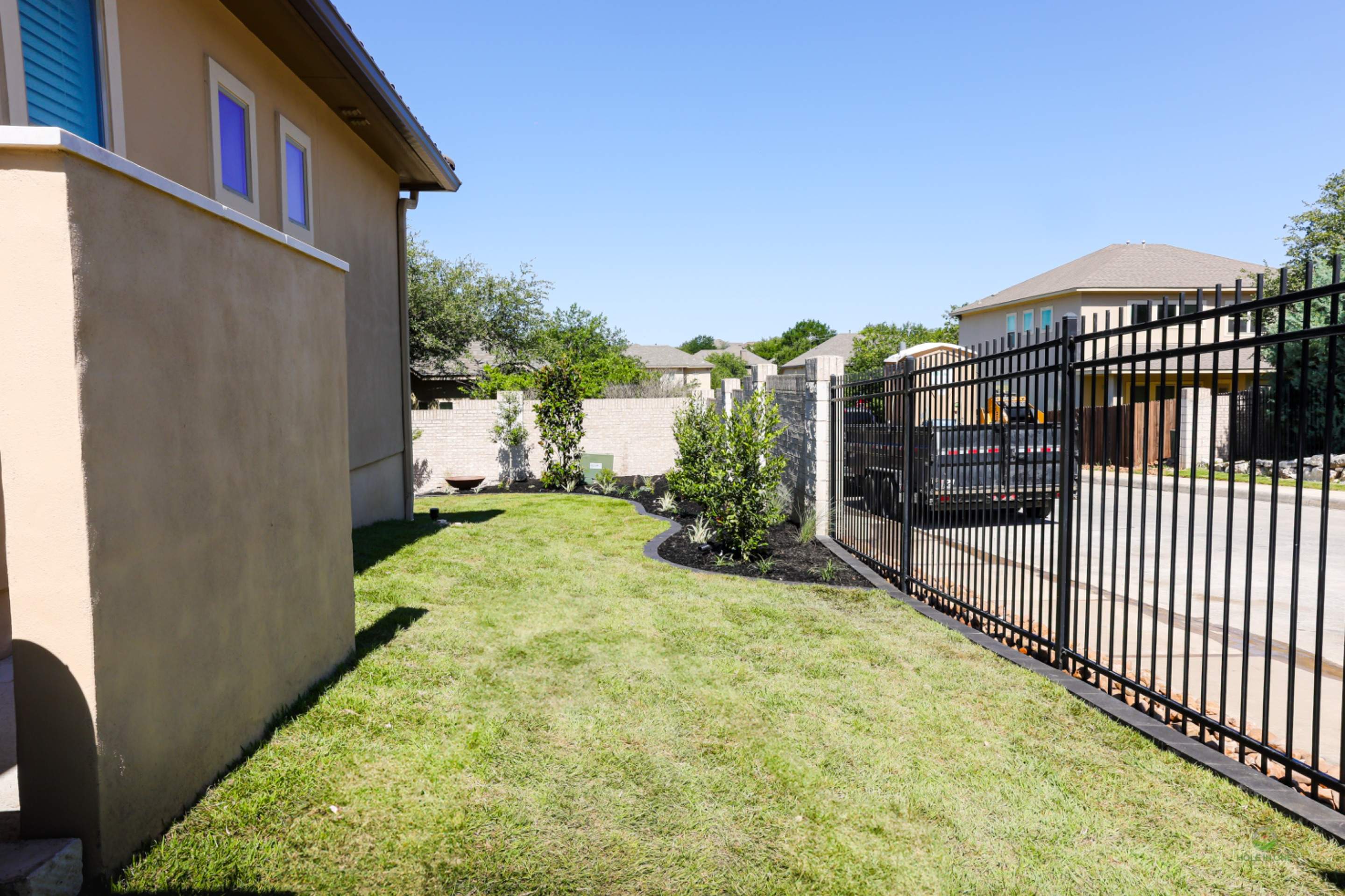 Stone Oak, San Antonio Tx. by Hole In One Lawns, LLC
